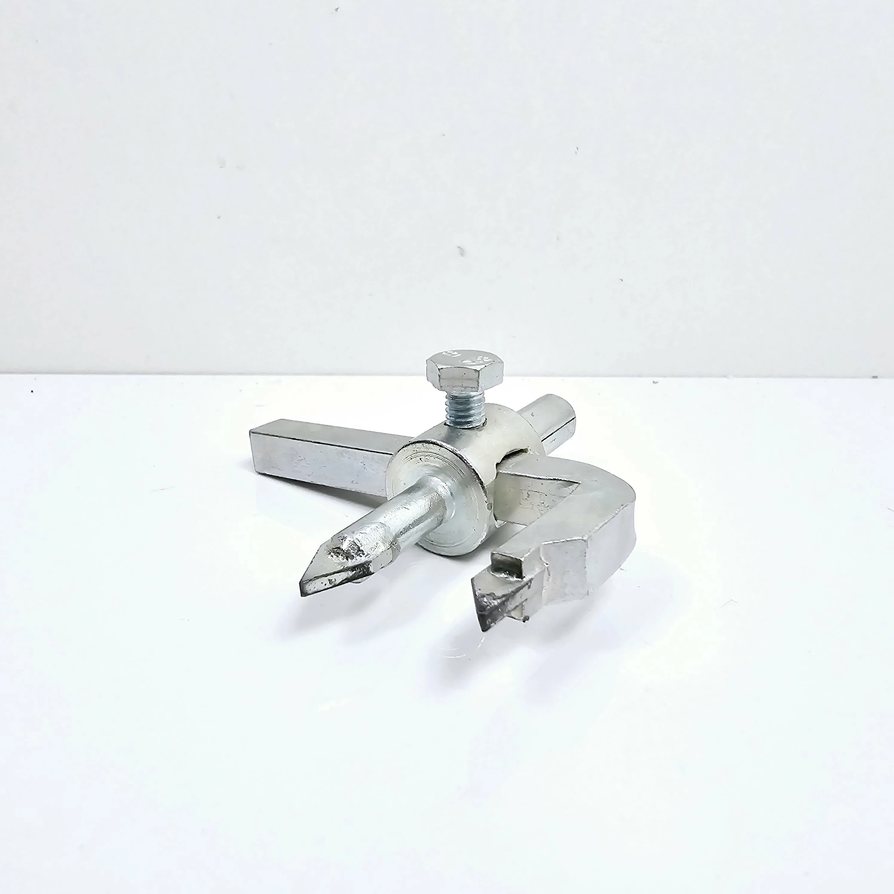 wycinak-do-otwowrow-w-szkleglazurze-okopowa-7a-warszawa