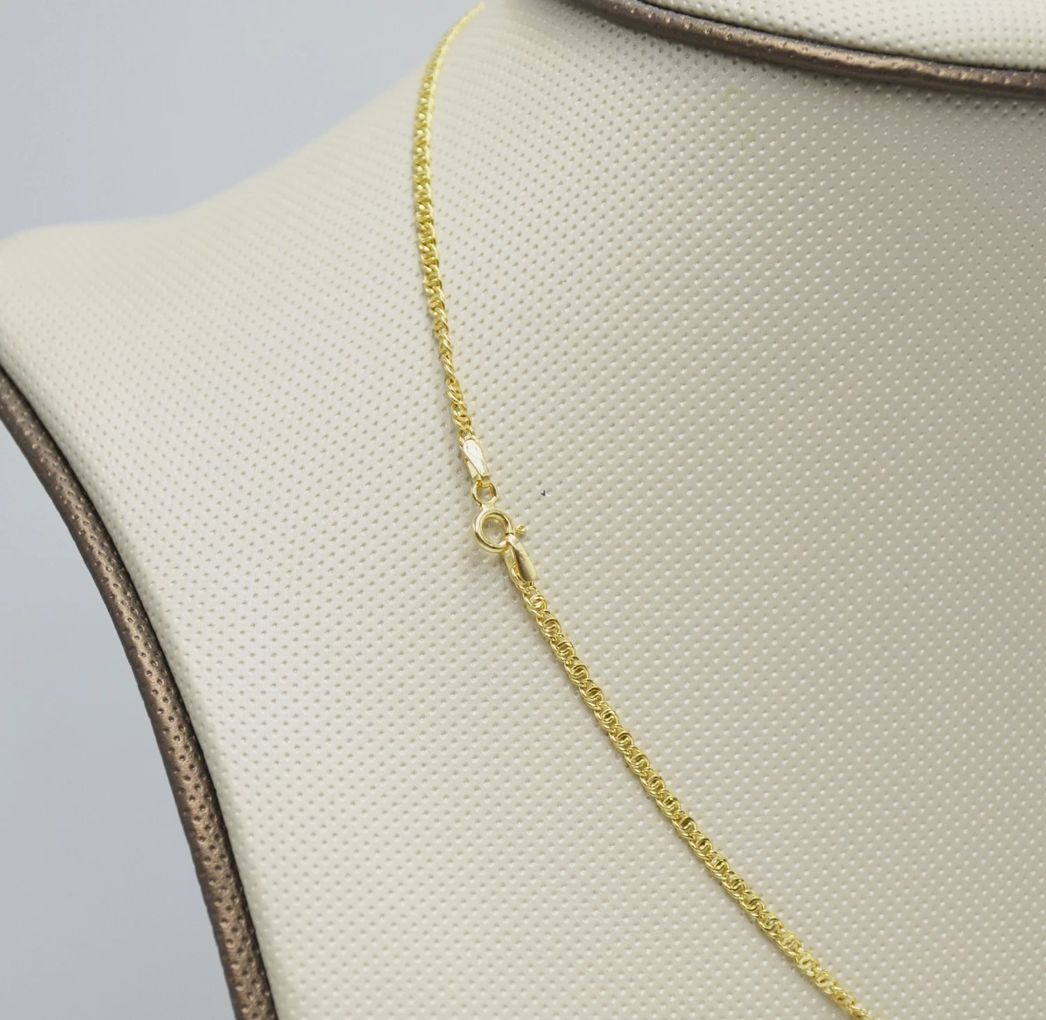 wyrob-jubilerski-uzywany-zloty-lancuszek-stan-11323-2