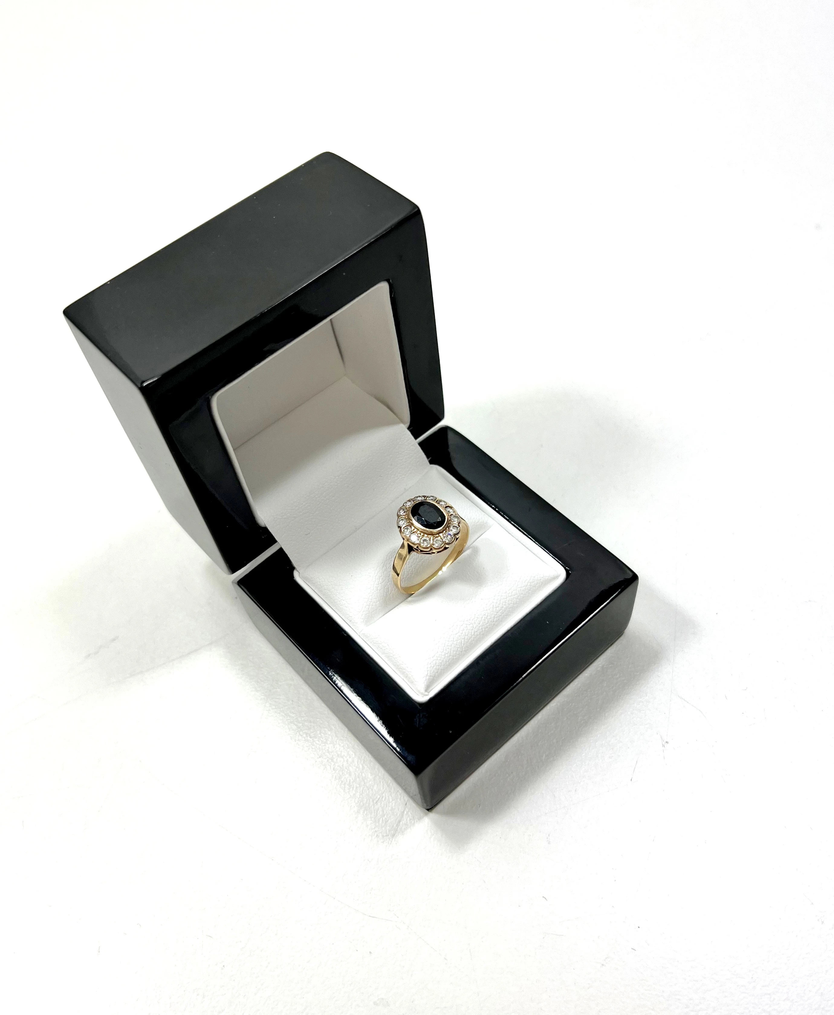 zloty-pierscionek-czarne-oczko-r18-pr-585-kamien-17088-128