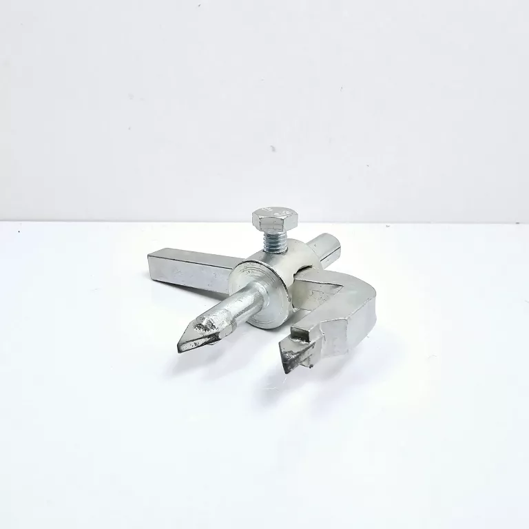 wycinak-do-otwowrow-w-szkleglazurze-okopowa-7a-warszawa