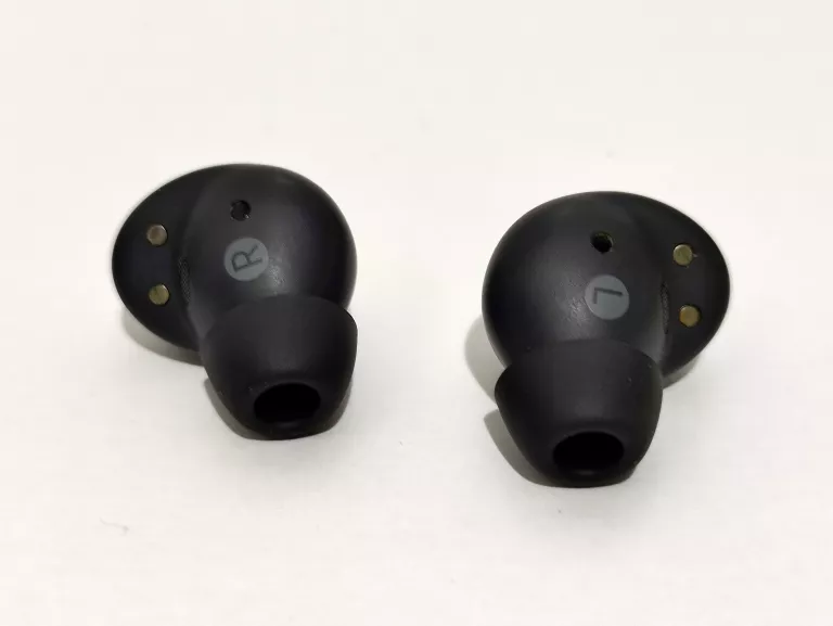 sluchawki-bezprzewodowe-samsung-galaxy-buds-sm-r510-pud-kod-producenta-sm-r510