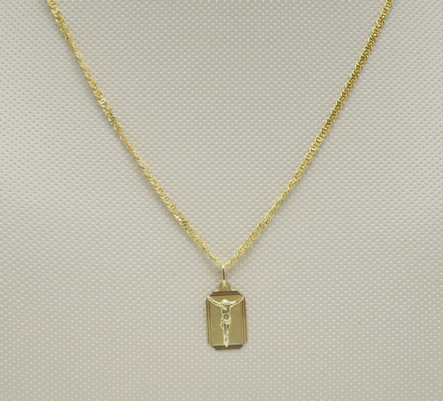 wyrob-jubilerski-uzywany-zloty-lancuszek-rodzaj-2205-2