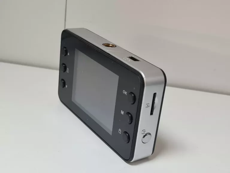 videorejestrator-forever-vr-110-komplet-jakosc-zapisu-25630-1