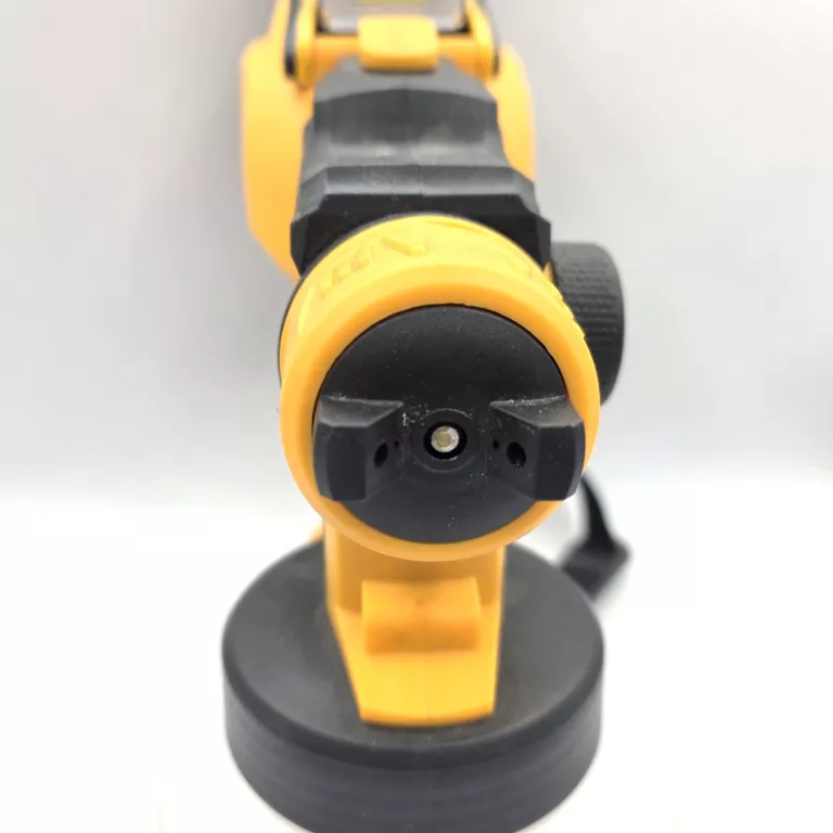 pistolet-malarski-deko-600-w-kod-producenta-dksg20k3y