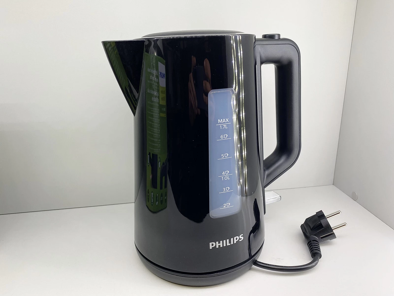 czajnik-elektryczny-philips-hd931820-2200-w-17-l-czarny-filtr-ean-gtin-8710103941040