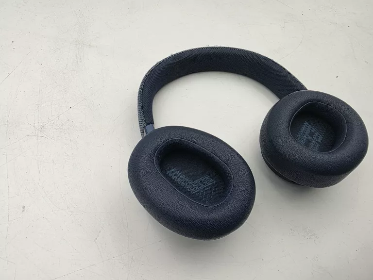 sluchawki-nauszne-jbl-live-660nc-stan-11323-2