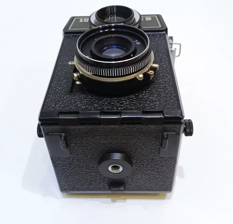 aparat-lustrzanka-dwuobiektywowa-lubitel-166b-stan-11323-253798