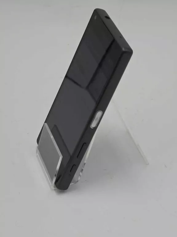 telefon-sony-xperia-z5-332gb-opis-typ-202685-212929