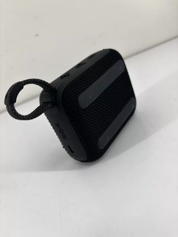 glosnik-jbl-go-4-stan-11323-2