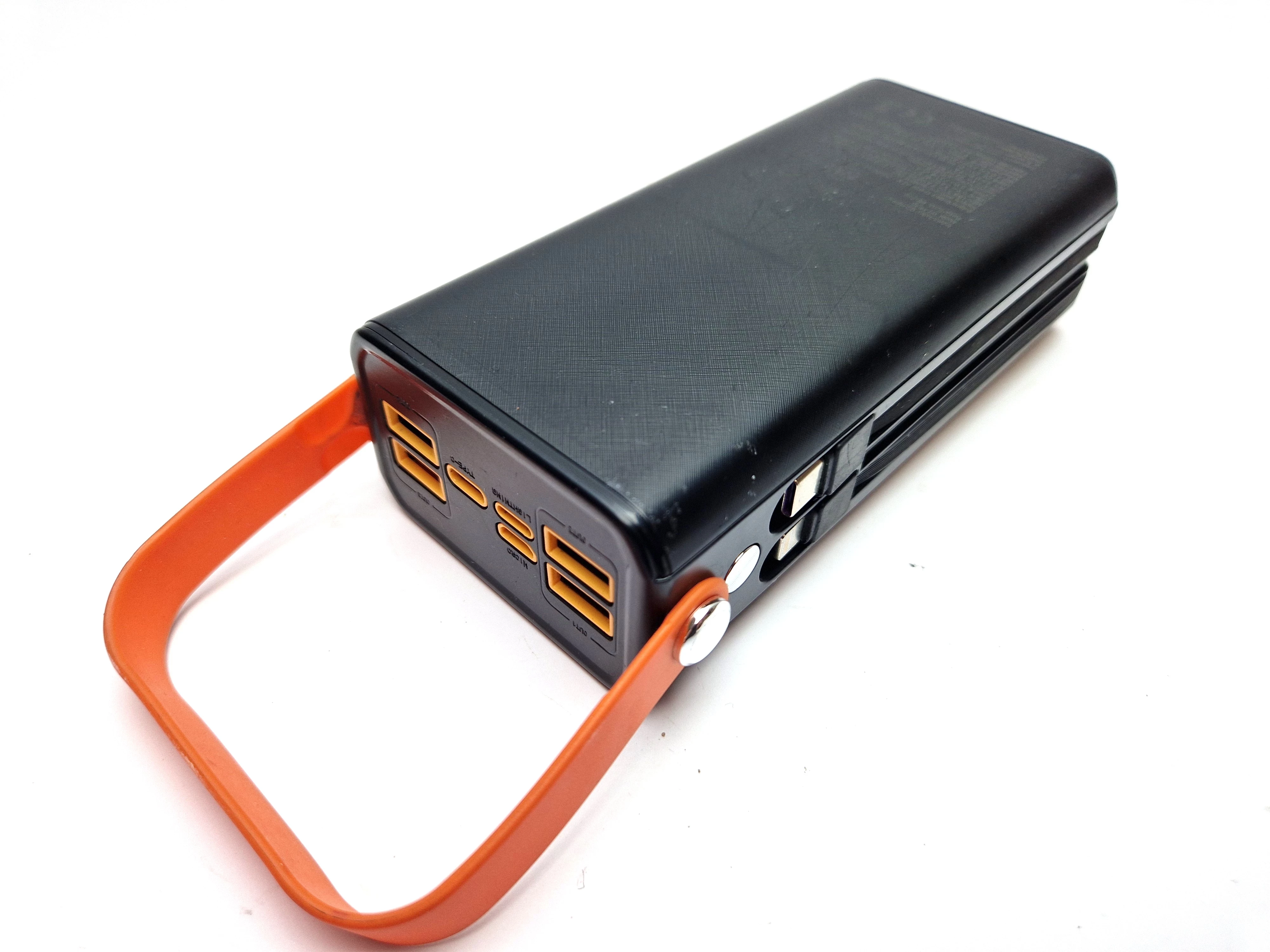 powerbank-wildtrek-wt-pb30-30000mah-led-4xusb-usbc-stan-11323-2
