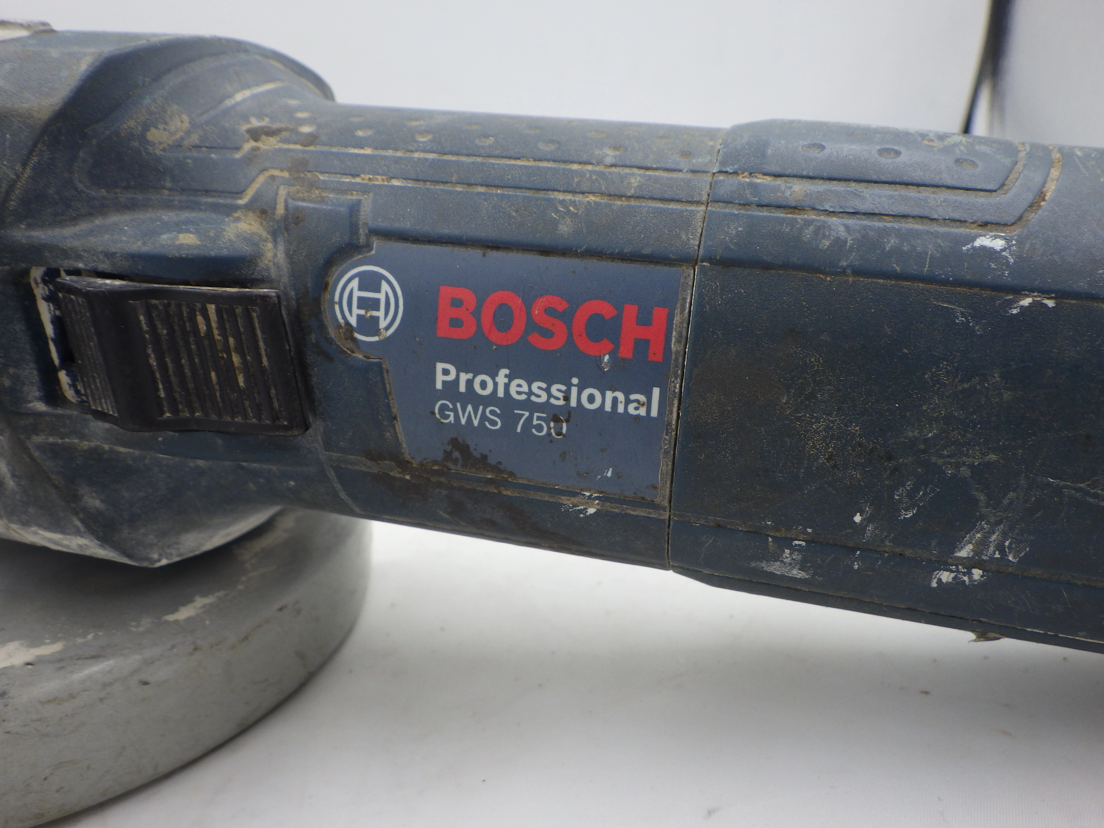 szlifierka-bosch-professional-gws-750-ean-gtin-3165140876742