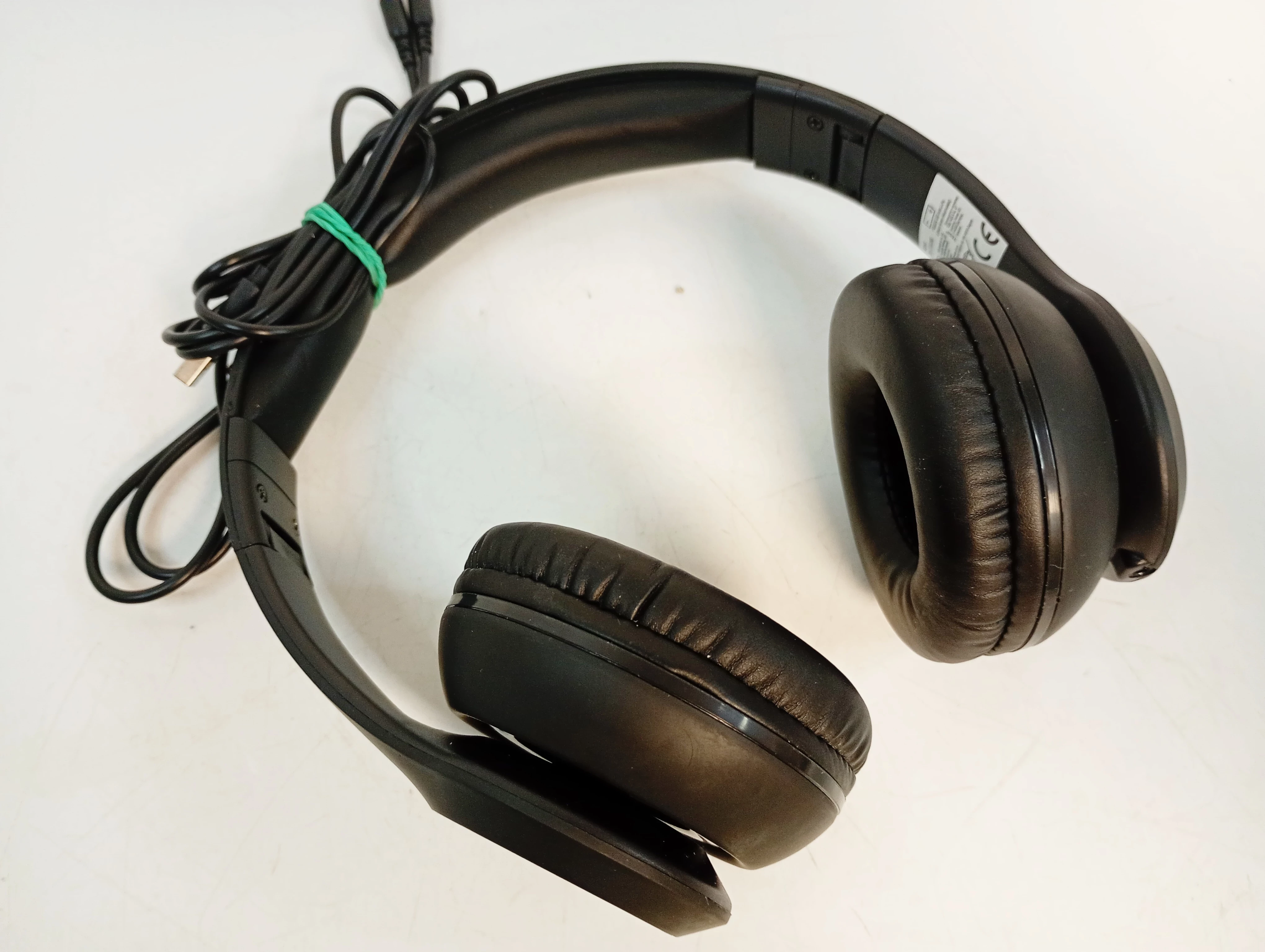 sluchawki-elta-nauszne-czarne-ean-gtin-6901836284128