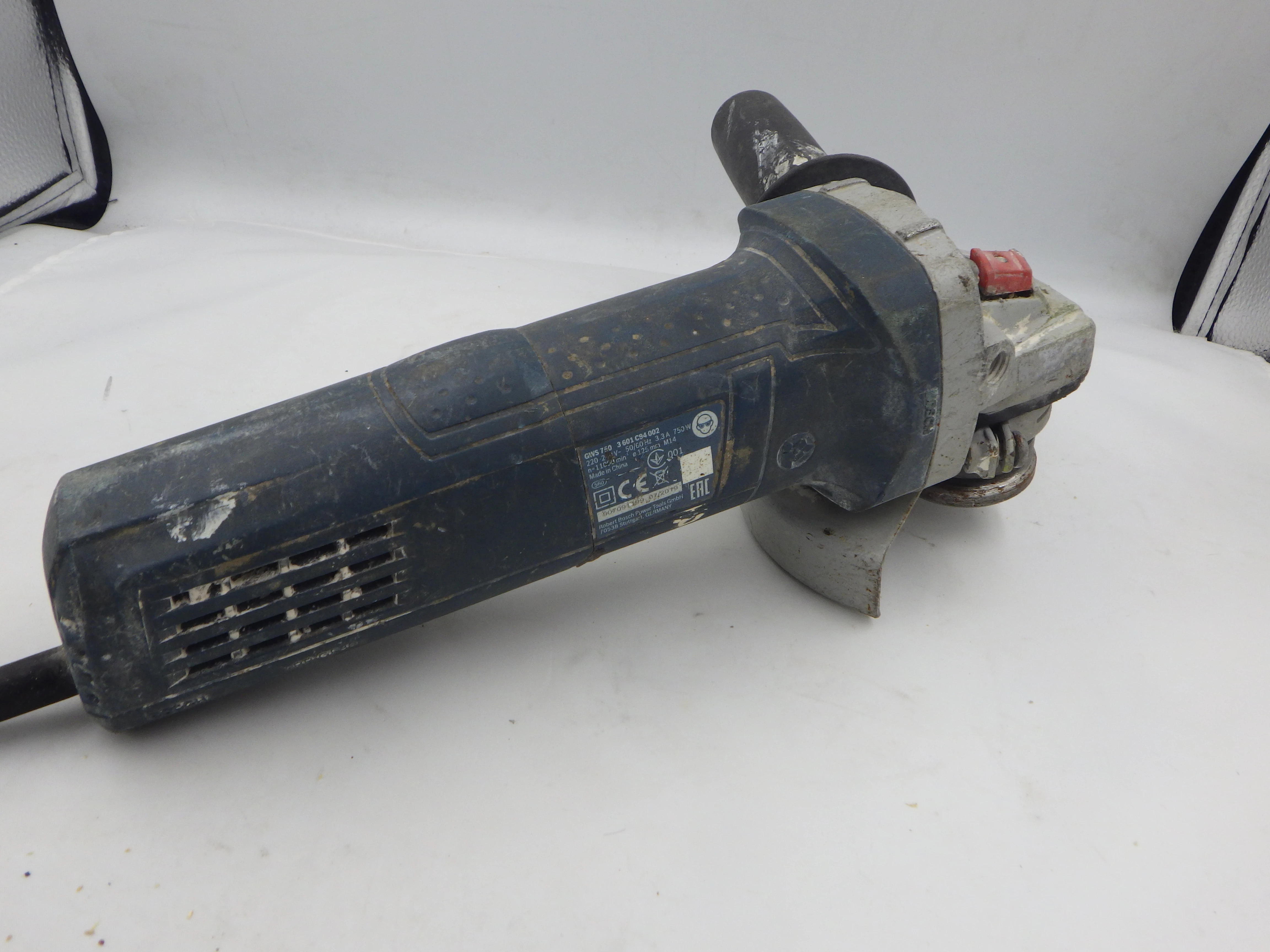 szlifierka-bosch-professional-gws-750-stan-11323-2