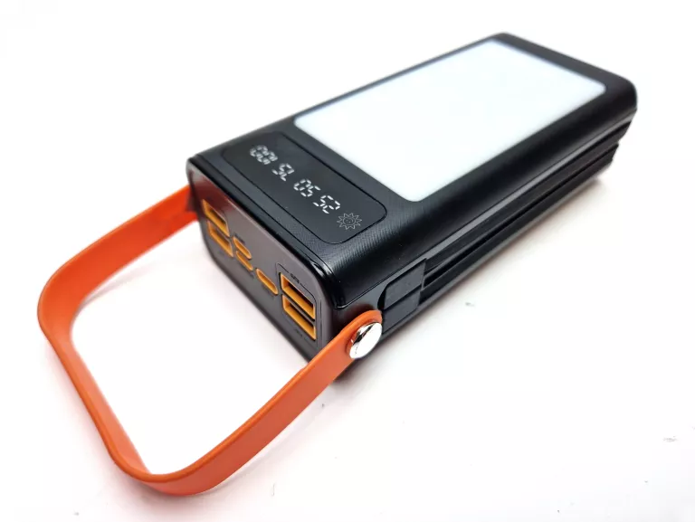 powerbank-wildtrek-wt-pb30-30000mah-led-4xusb-usbc-kosciuszki-34-trzcianka