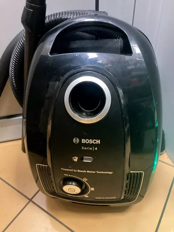 odkurzacz-bosch-seria-4-bgb38ba3tpolecam-ean-gtin-4242005359325