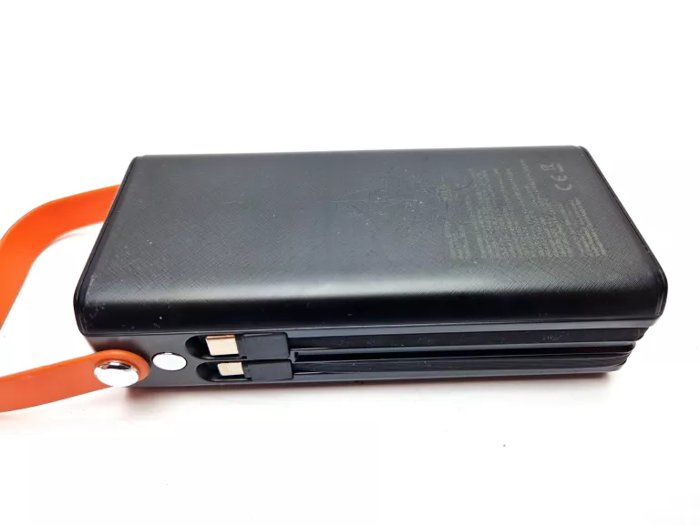 powerbank-wildtrek-wt-pb30-30000mah-led-4xusb-usbc-pojemnosc-akumulatora-30000