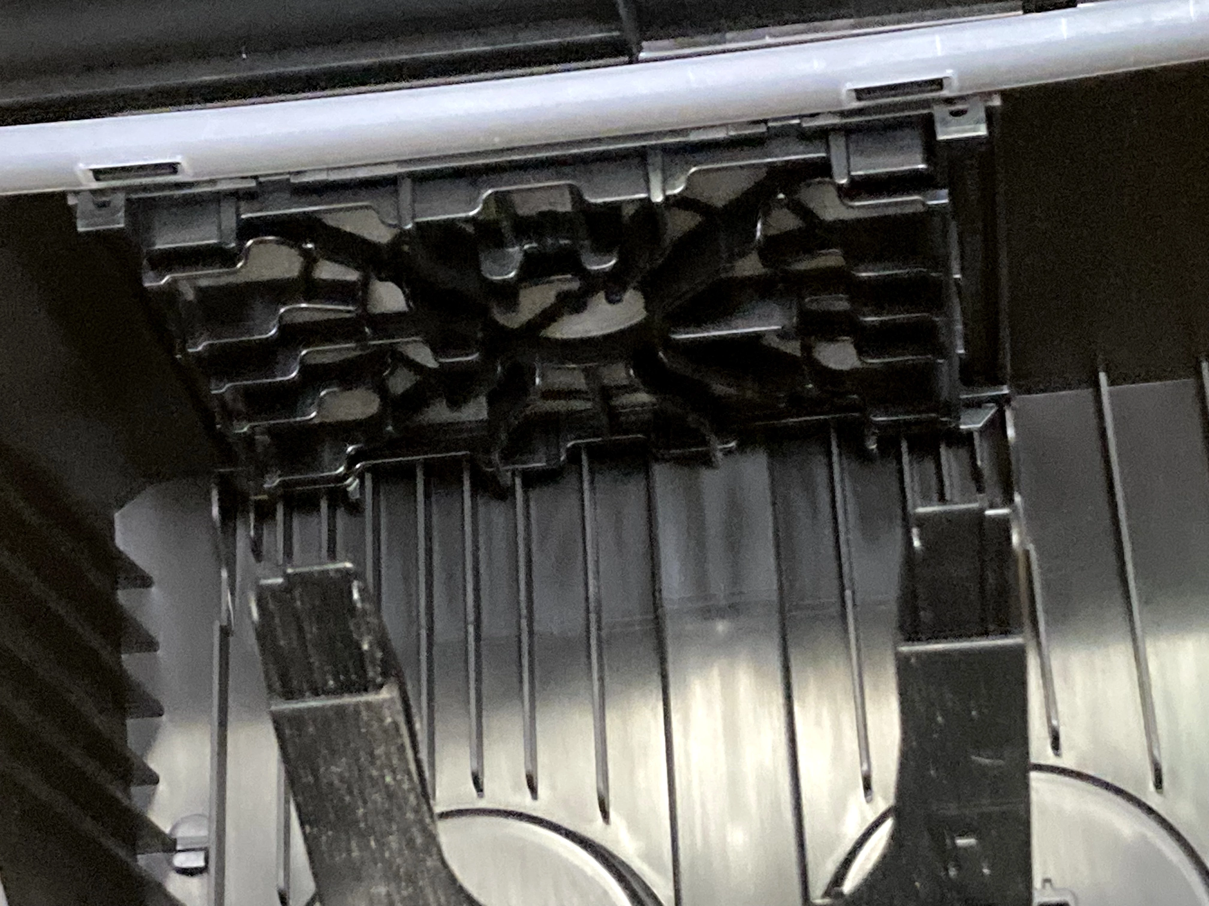 odkurzacz-bosch-seria-4-bgb38ba3tpolecam-pojemnosc-zbiornika-na-kurz-400