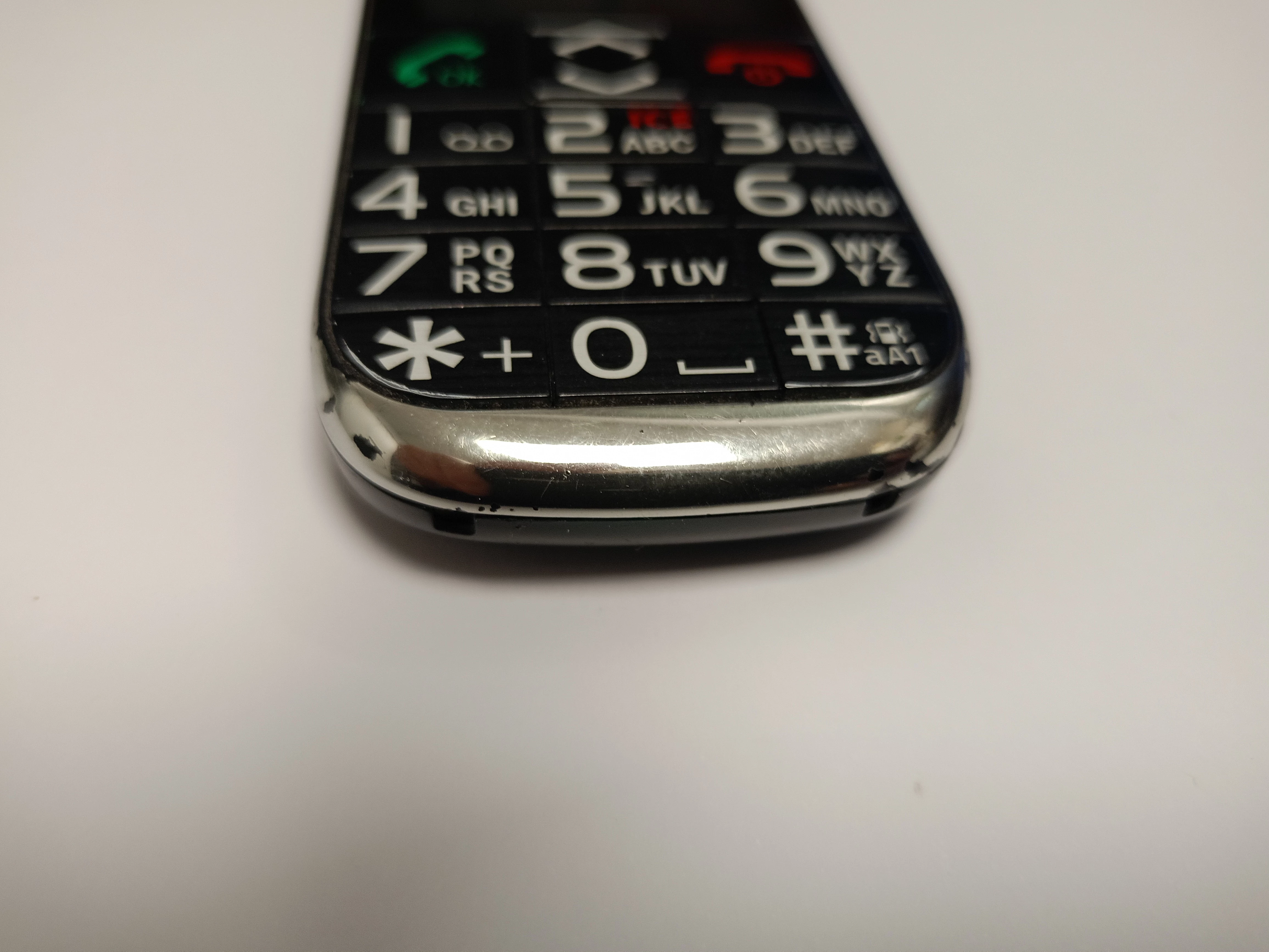 telefon-maxcom-mm720-stan-11323-2