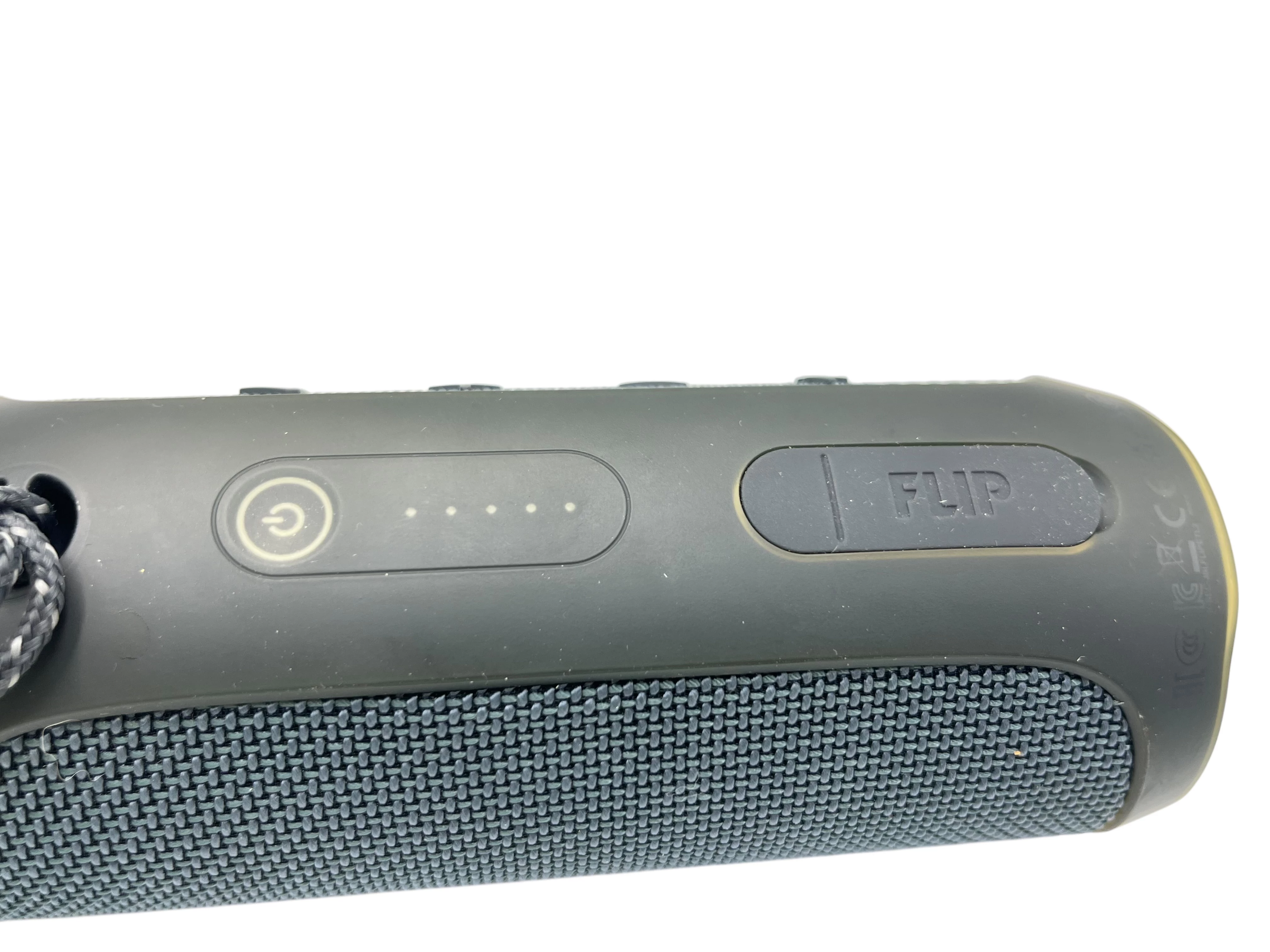 glosnik-przenosny-bezprzewodowy-jbl-flip-essential-2-czarny-20w-ipx7-10h-funkcje-221089-4