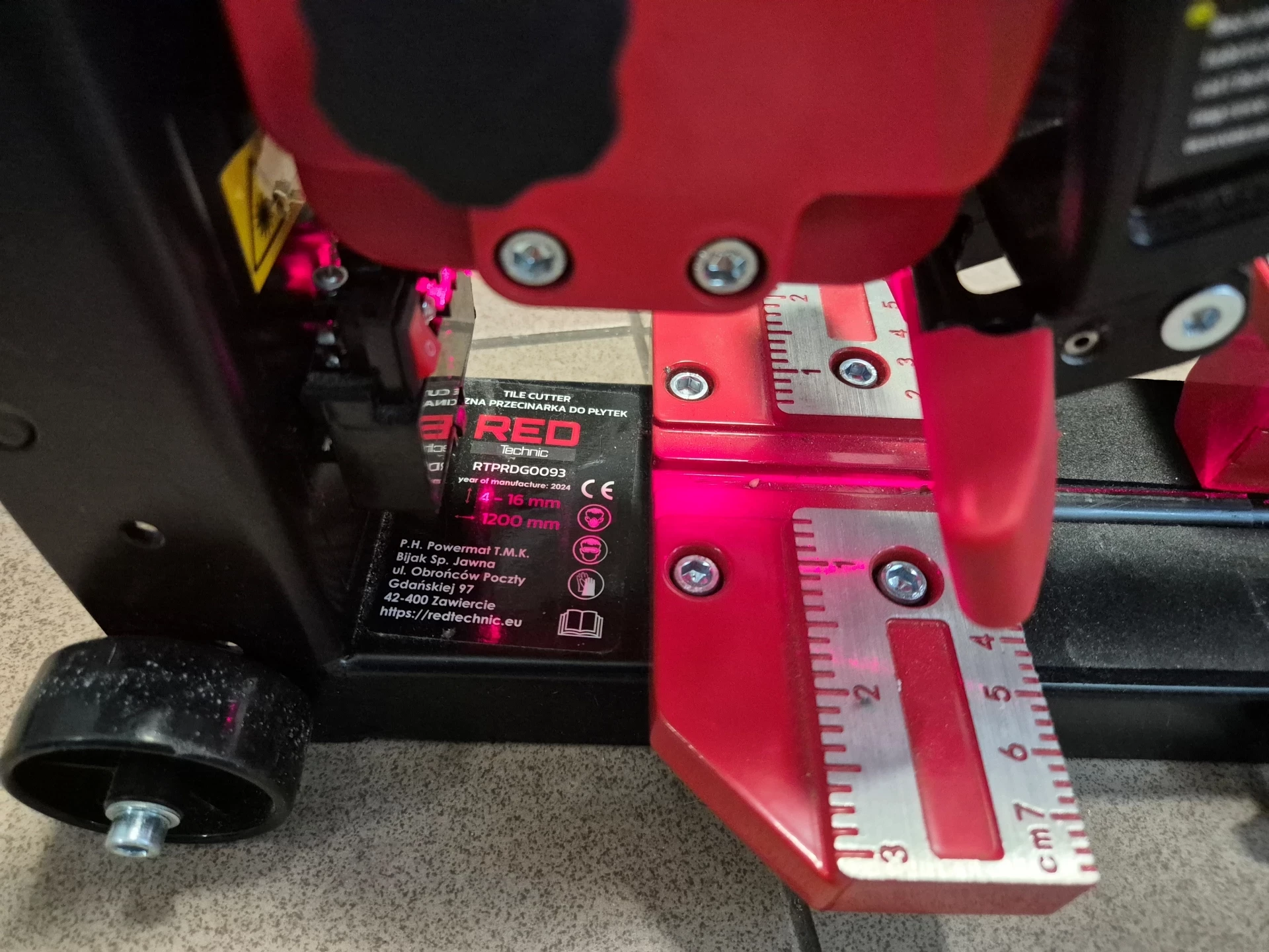 przecinarka-do-glazury-1200mm-z-laserem-profesjonalna-red-technic-seria-pro
