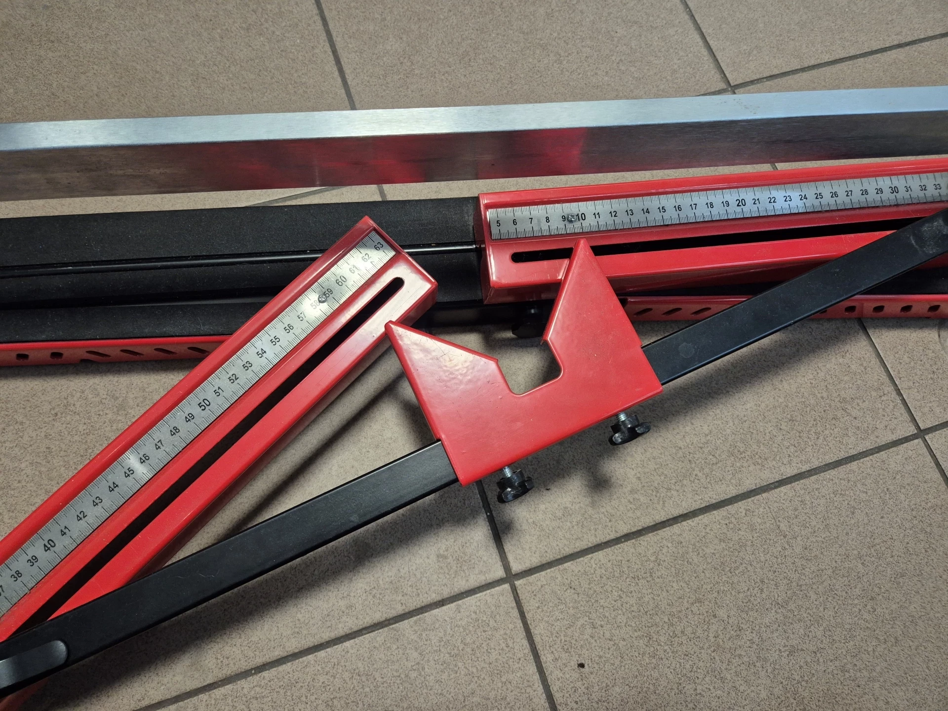 przecinarka-do-glazury-1200mm-z-laserem-profesjonalna-red-technic-stan-11323-2