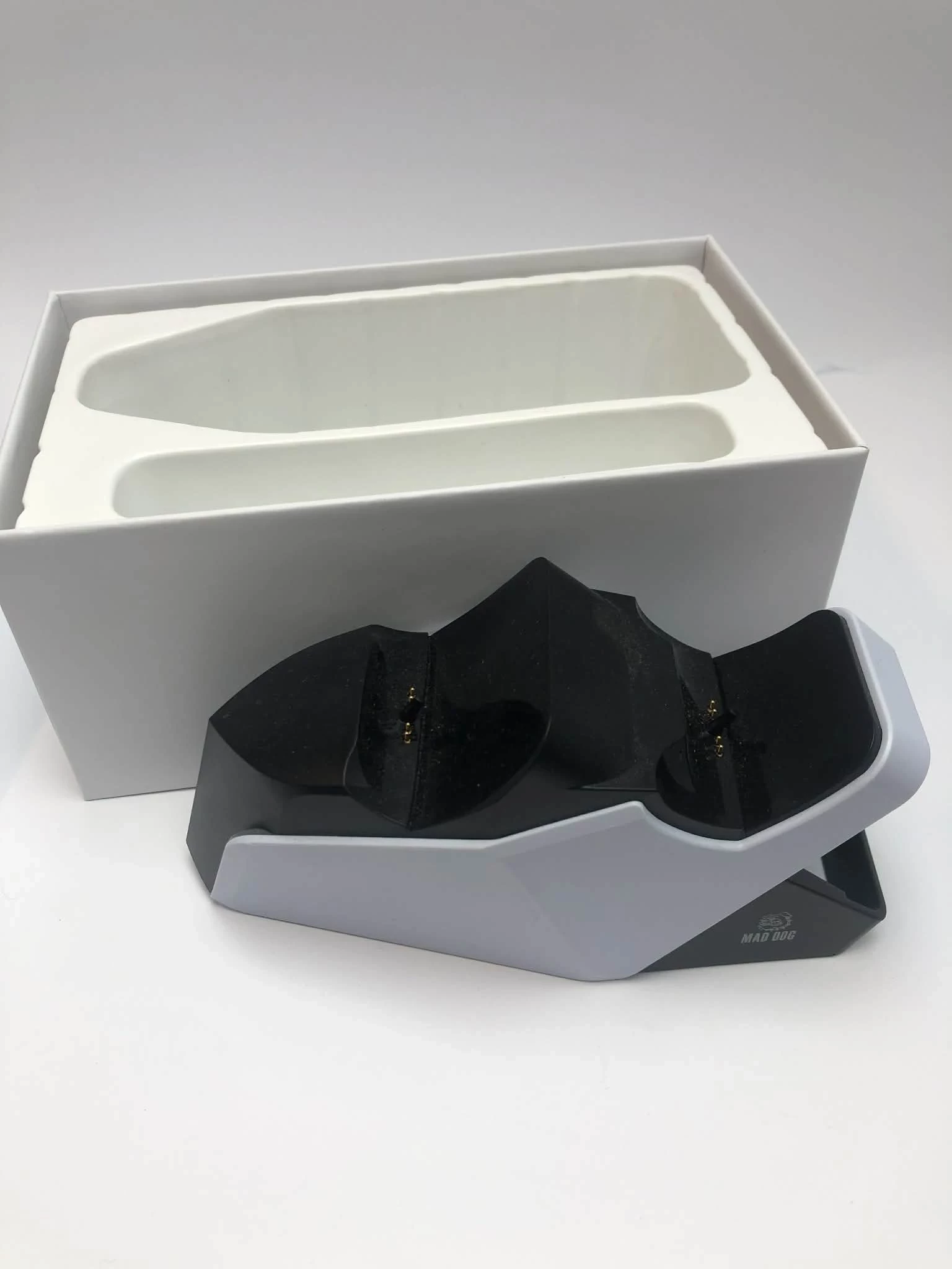 konsola-ps5-2-pad-stacja-ladujacadysk-ps5-ean-gtin-711719020172