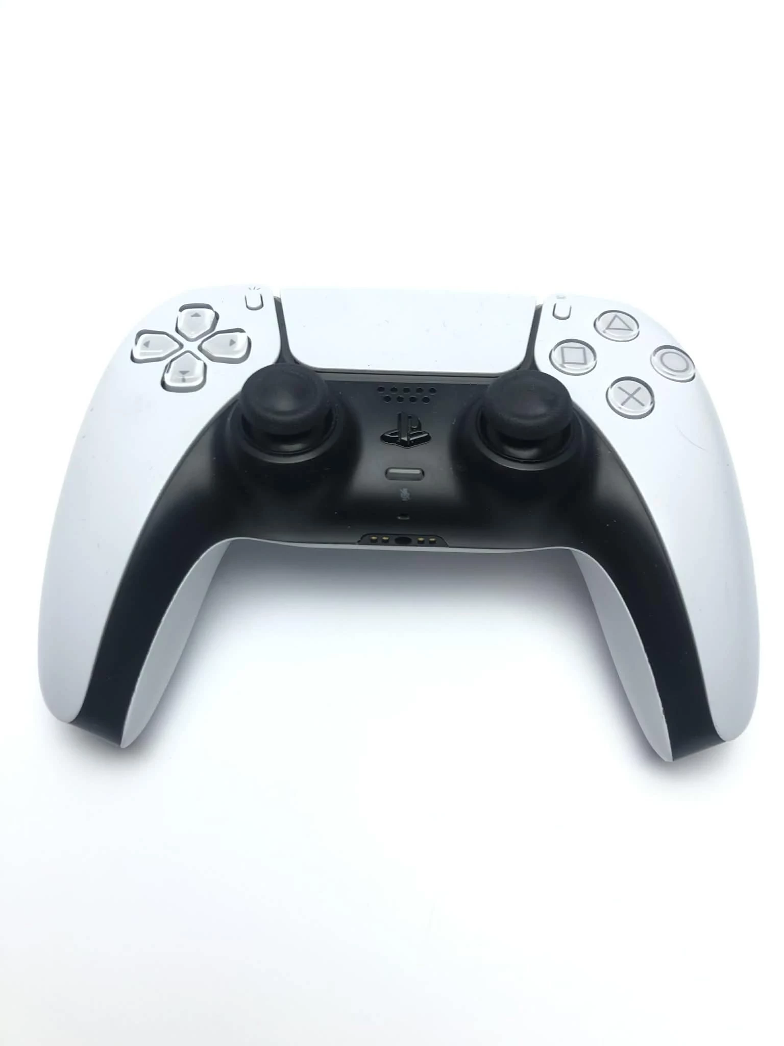 konsola-ps5-2-pad-stacja-ladujacadysk-ps5-wersja-247643-1929736