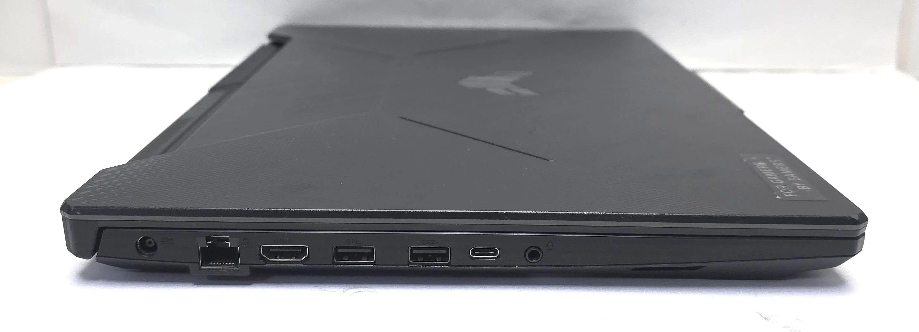 laptop-asus-tuf-gaming-a15-fa506qm-156-ryzen-7-16512gb-rtx3060-przekatna-ekranu-1560