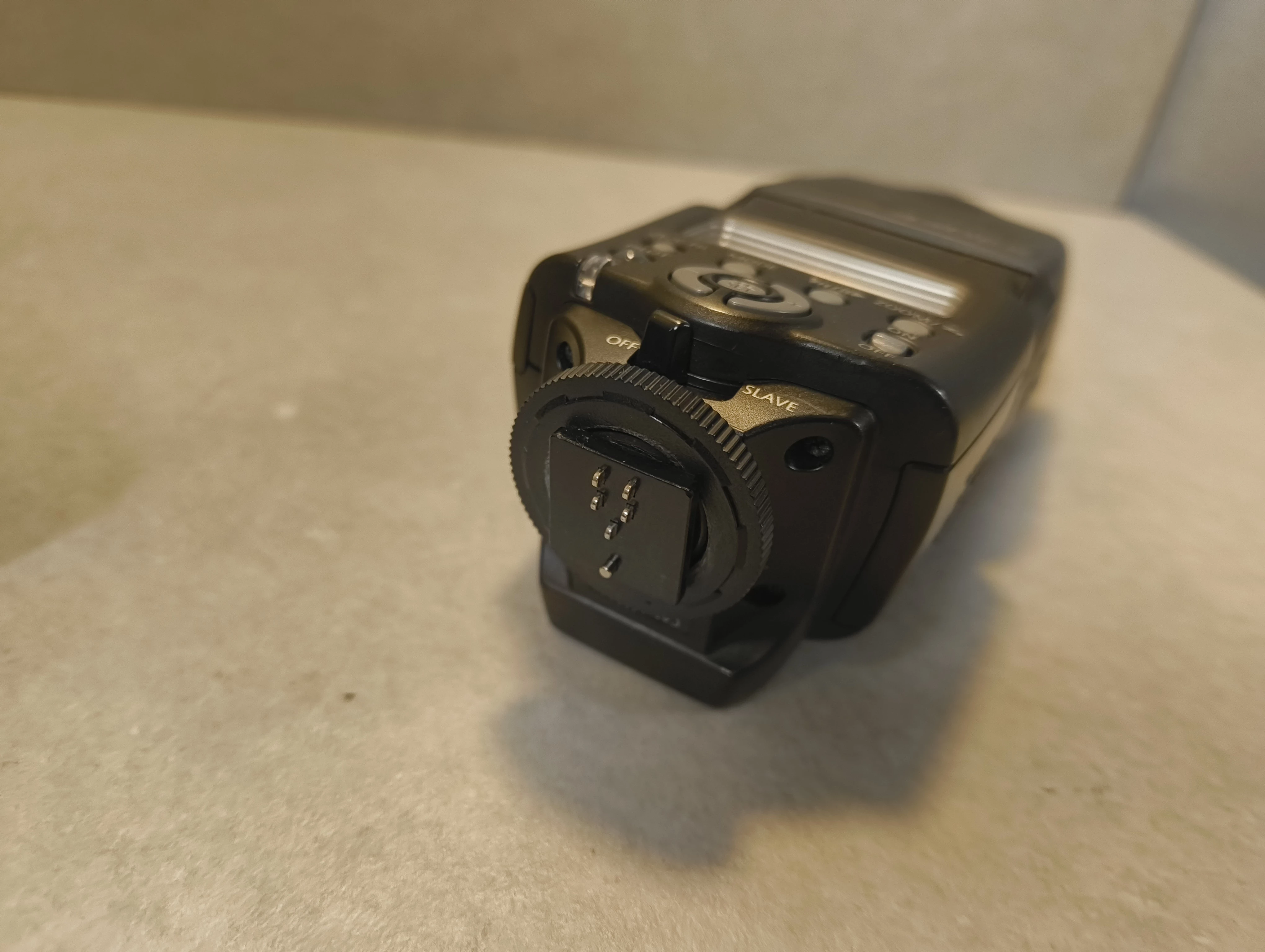 lampa-blyskowa-canon-430ex-do-aparatow-marki-15748-1