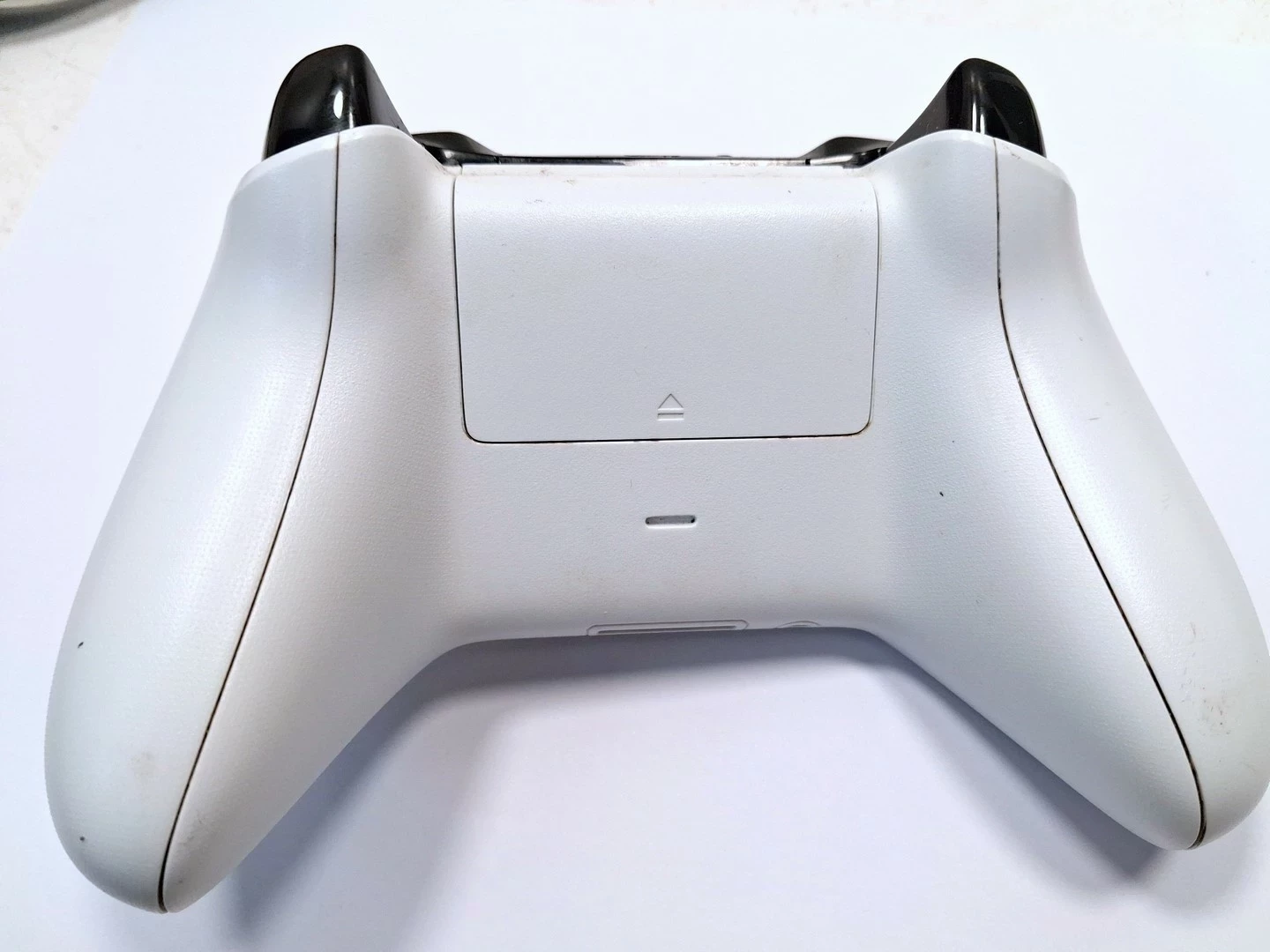 konsola-xbox-one-s-1t-pad-wersja-konsoli-130591-2