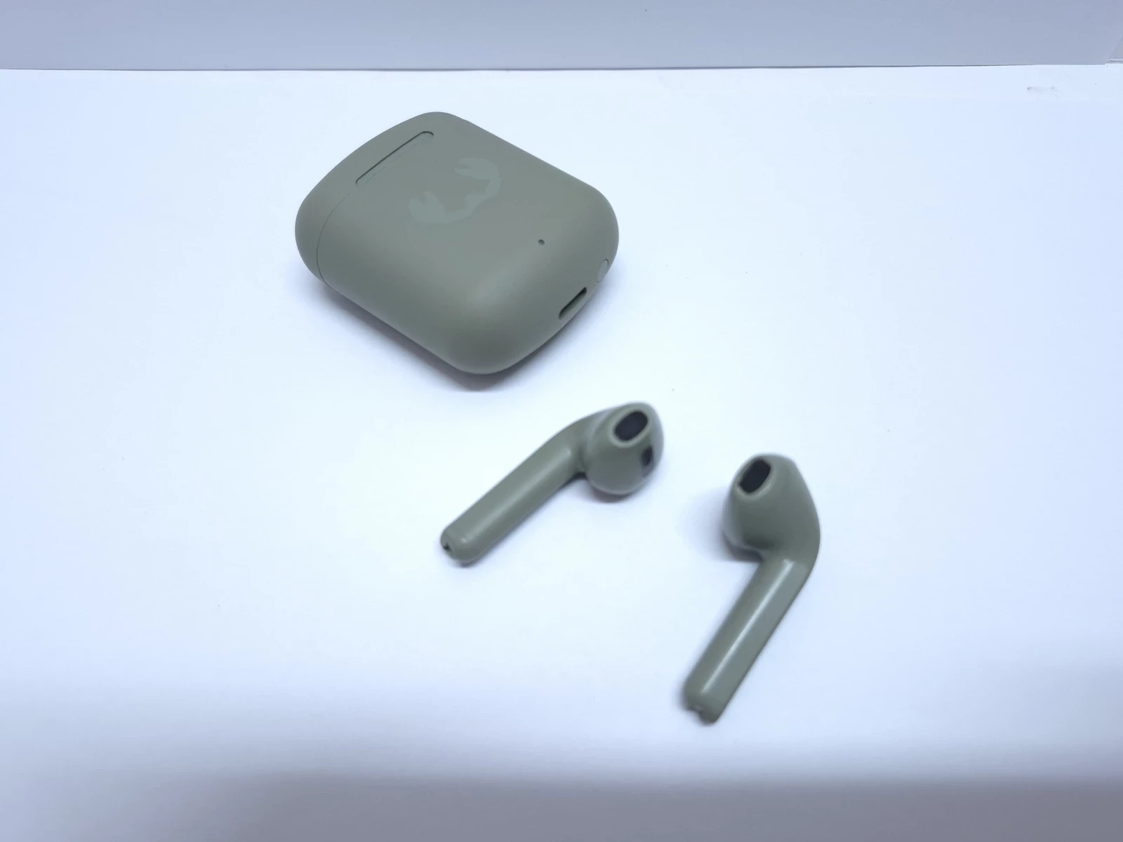 sluchawki-freshrebel-twins-core-stan-11323-2