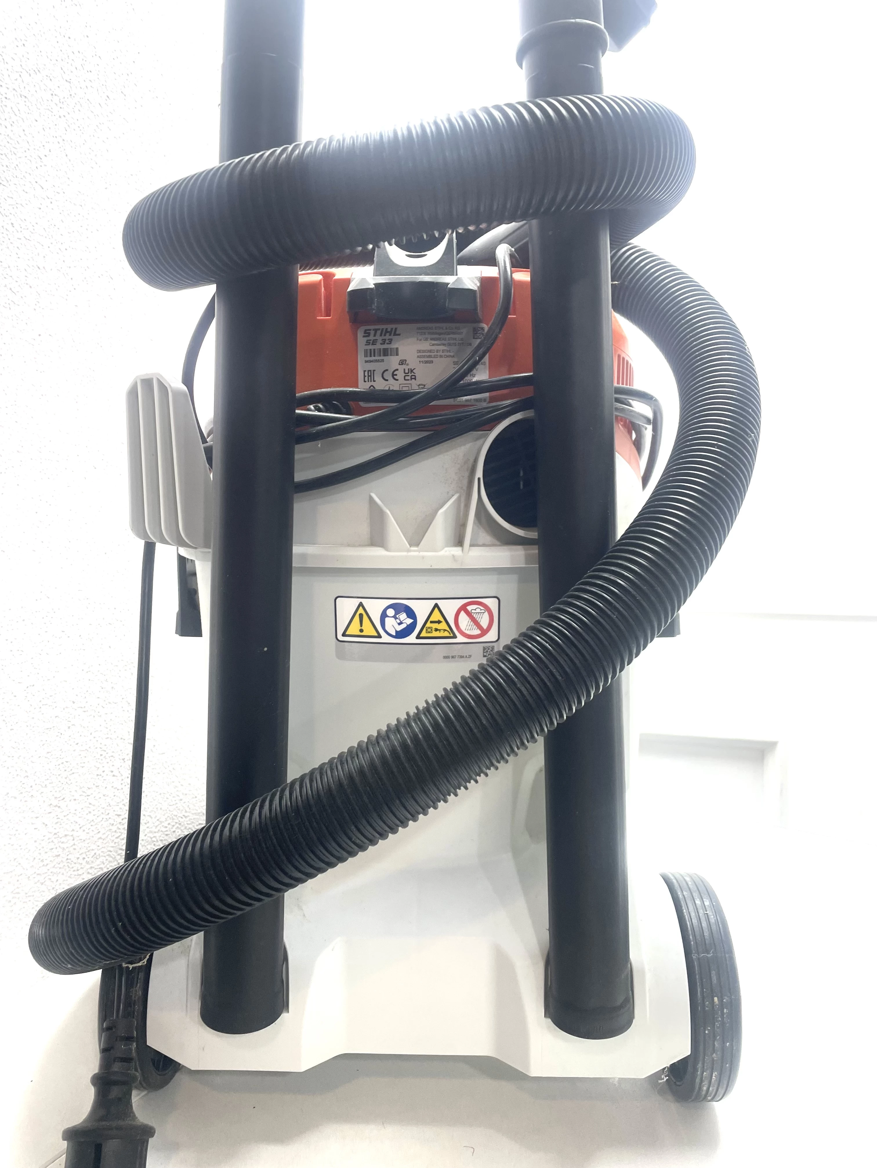 stihl-se-33-odkurzacz-elektryczny-kod-producenta-se01-012-4413