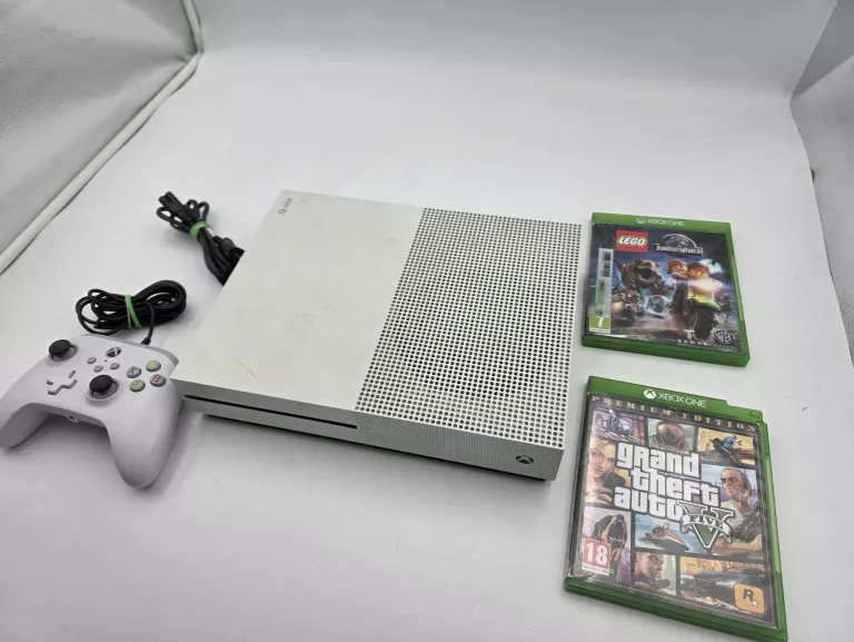 konsola-microsoft-xbox-one-s-500gb-1681-farbiarska-22e-mosina