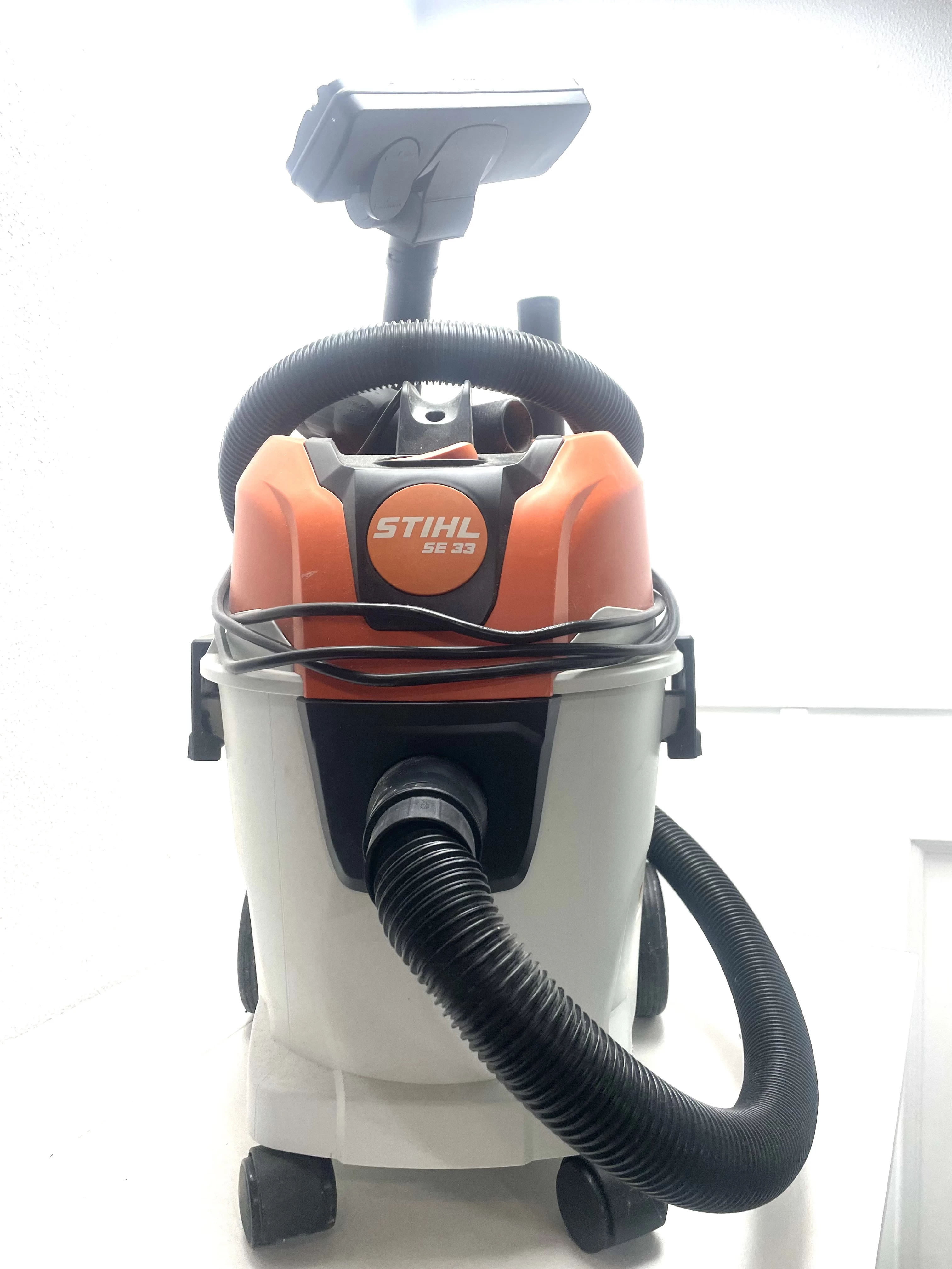 stihl-se-33-odkurzacz-elektryczny-ean-gtin-886661409587