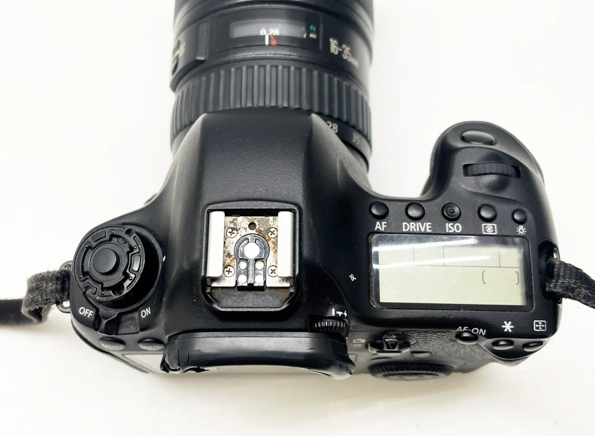 lustrzanka-canon-eos-6d-obiektyw-canon-ef-16-35-mm-f28-l-rozmiar-matrycy-206882-228766