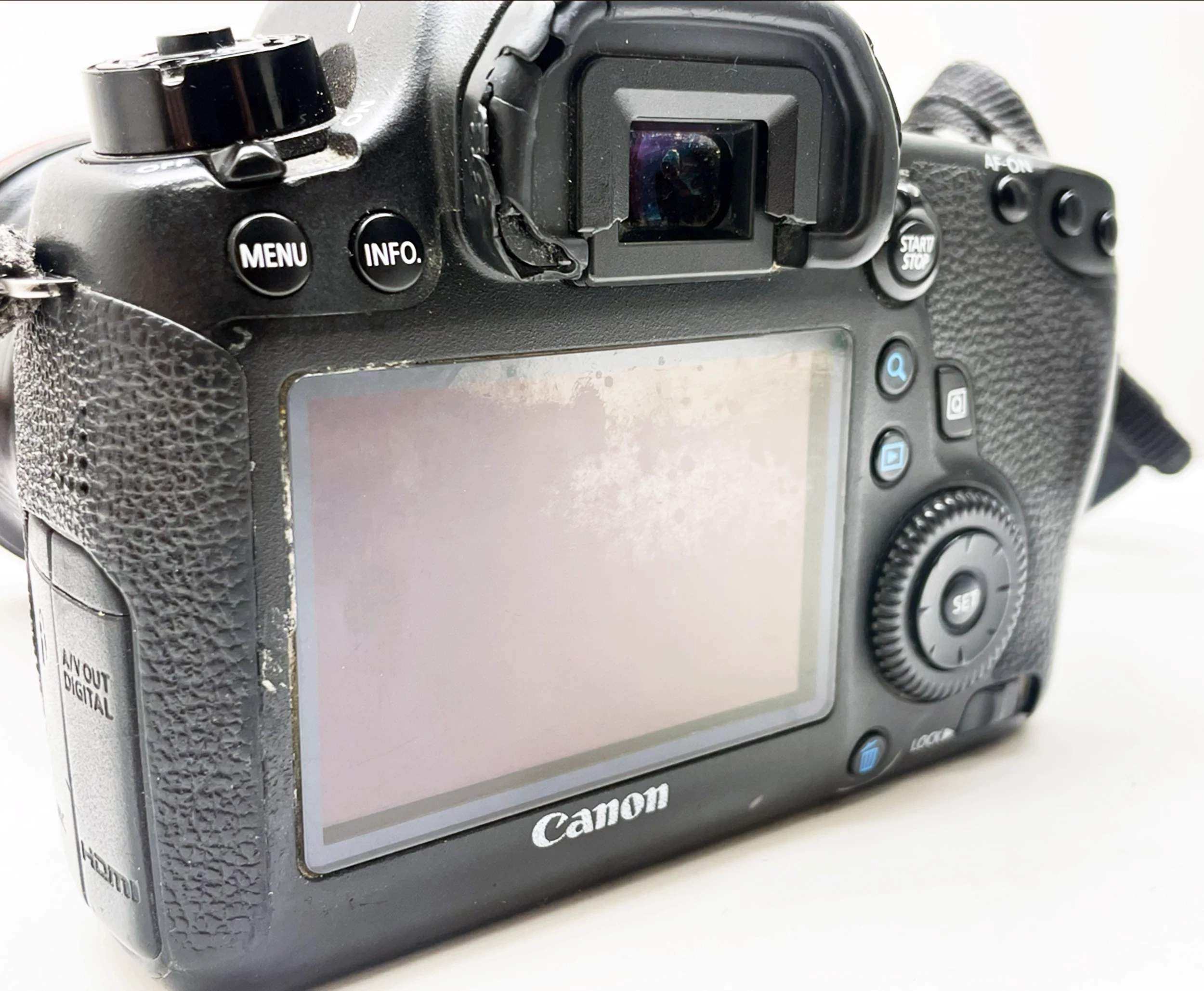 lustrzanka-canon-eos-6d-obiektyw-canon-ef-16-35-mm-f28-l-jakosc-video-206962-228946