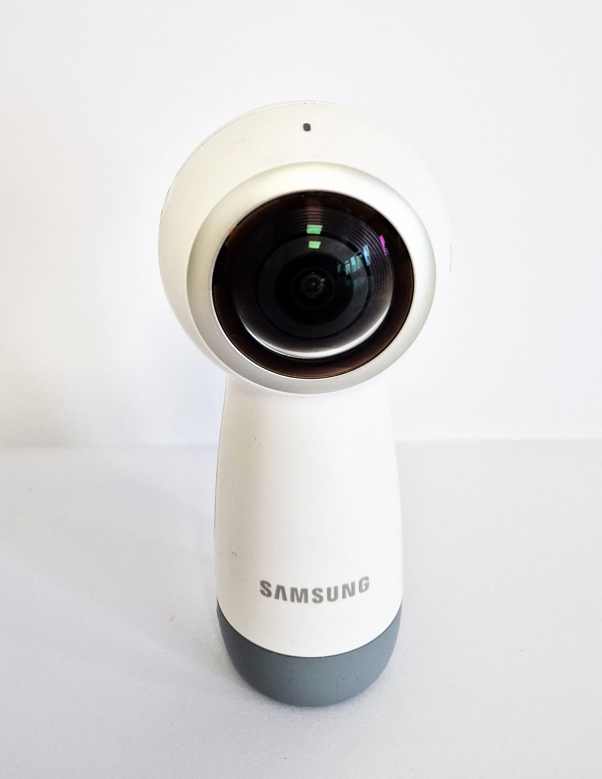 kamera-sportowa-samsung-gear-360-sm-r210-4k-stan-11323-2