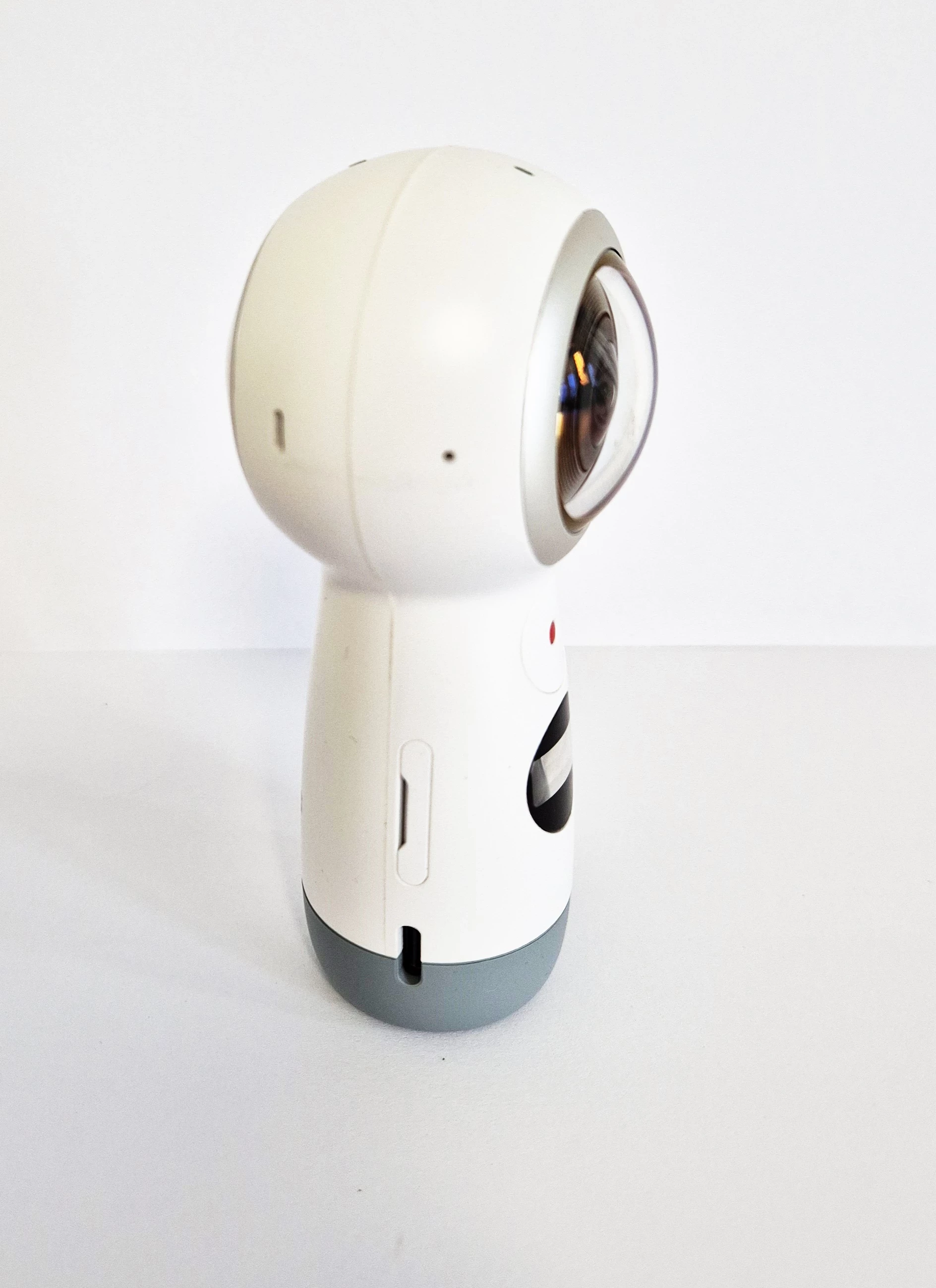 kamera-sportowa-samsung-gear-360-sm-r210-4k-funkcje-217901-16