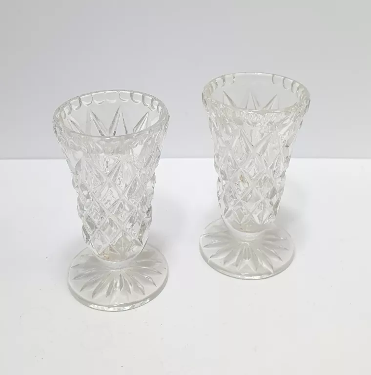 2-sztuki-krysztalowych-kieliszkow-rynek-15-olesno-palladium