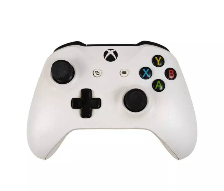 pad-xbox-one-bialy-1708-przechodnia-1-przasnysz