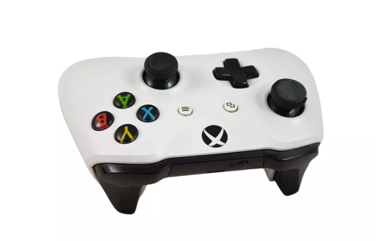 pad-xbox-one-bialy-1708-stan-11323-2