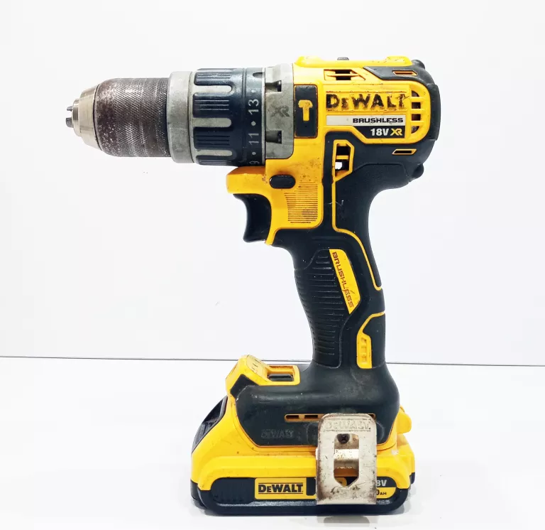 wiertarko-wkretarka-de-walt-dcd796-3x-aku-ladowarka-ean-gtin-5035048616598