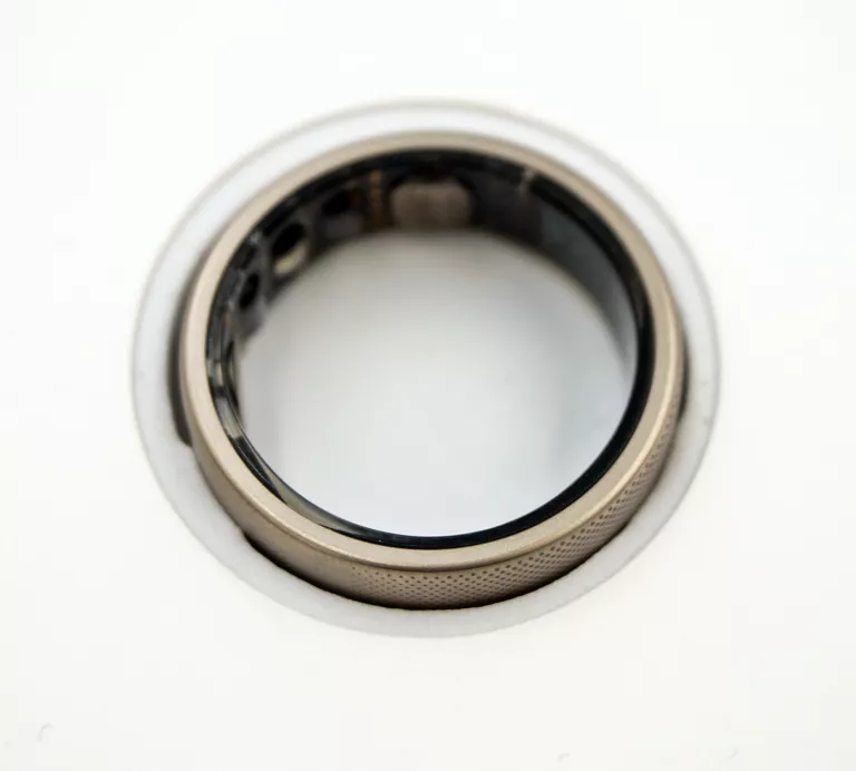 inteligentny-pierscien-amazfit-helio-ring-size-12-titanium-stan-11323-2