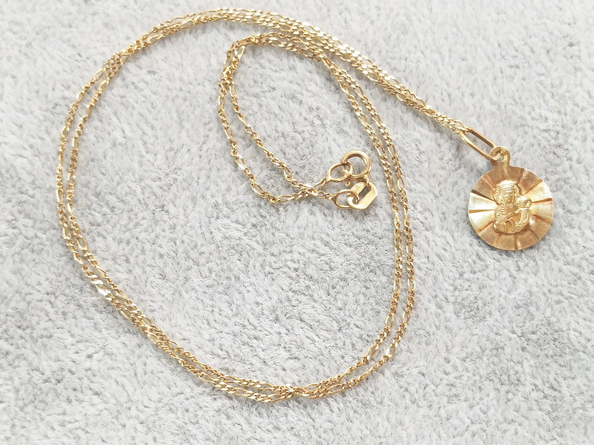 zloty-lancuszek-z-zawieszka-matka-boska-585-w214-splot-2208-8