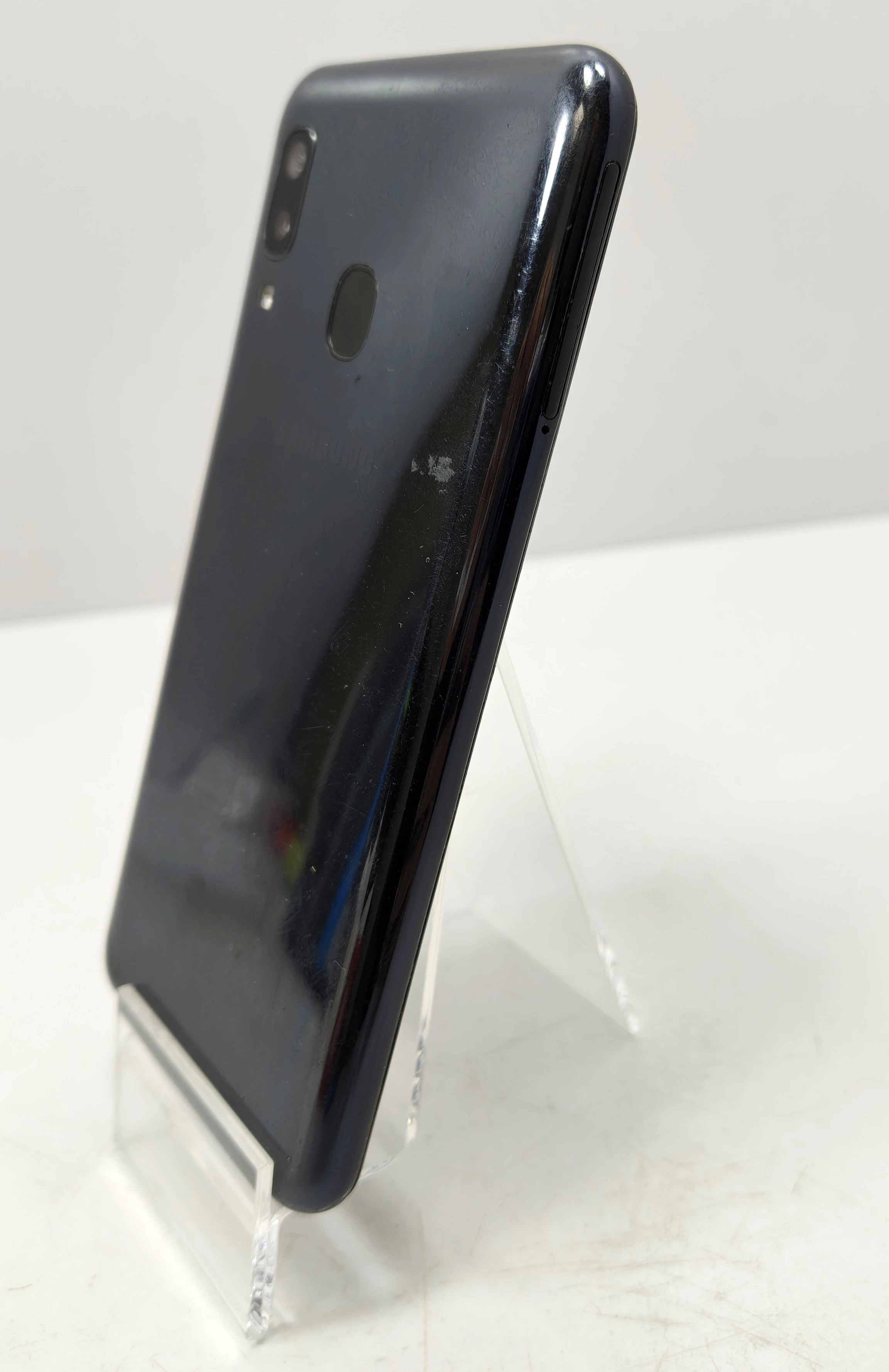 telefon-samsung-a20e-332gb-solo-typ-202685-212929