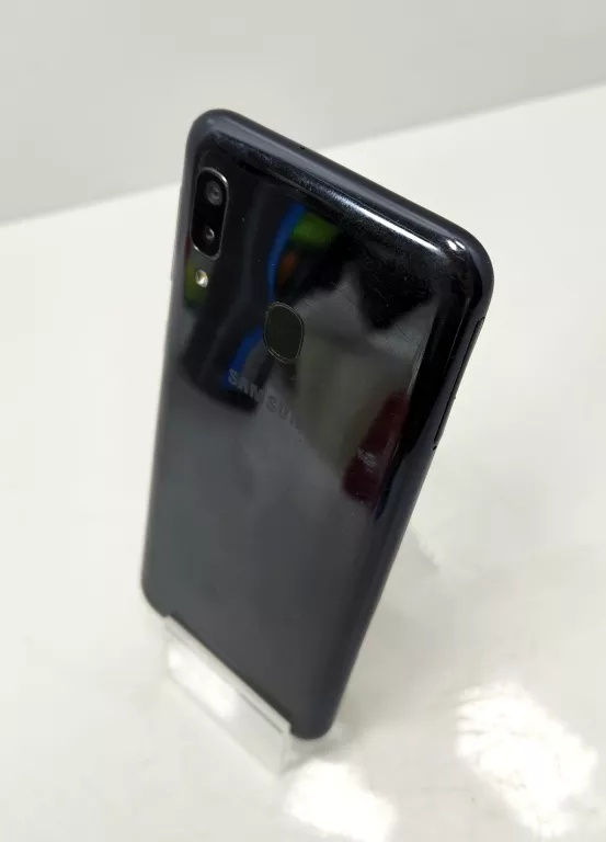 telefon-samsung-a20e-332gb-solo-przekatna-ekranu-580