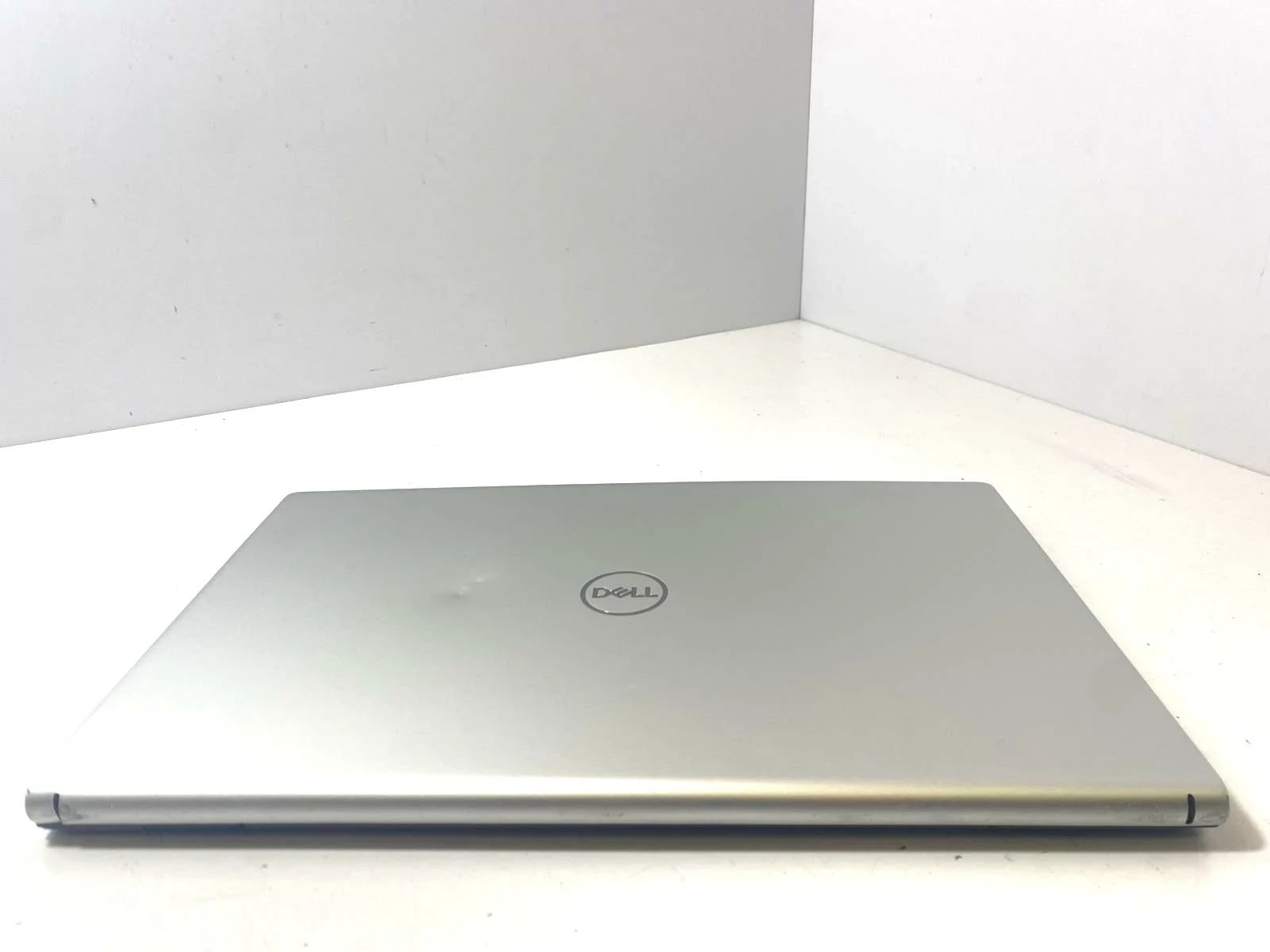 laptop-dell-vostro-5515-ryzen-5-5500u-16gb-ddr4-512gb-nvme-win-11-seria-procesora-4366-293005