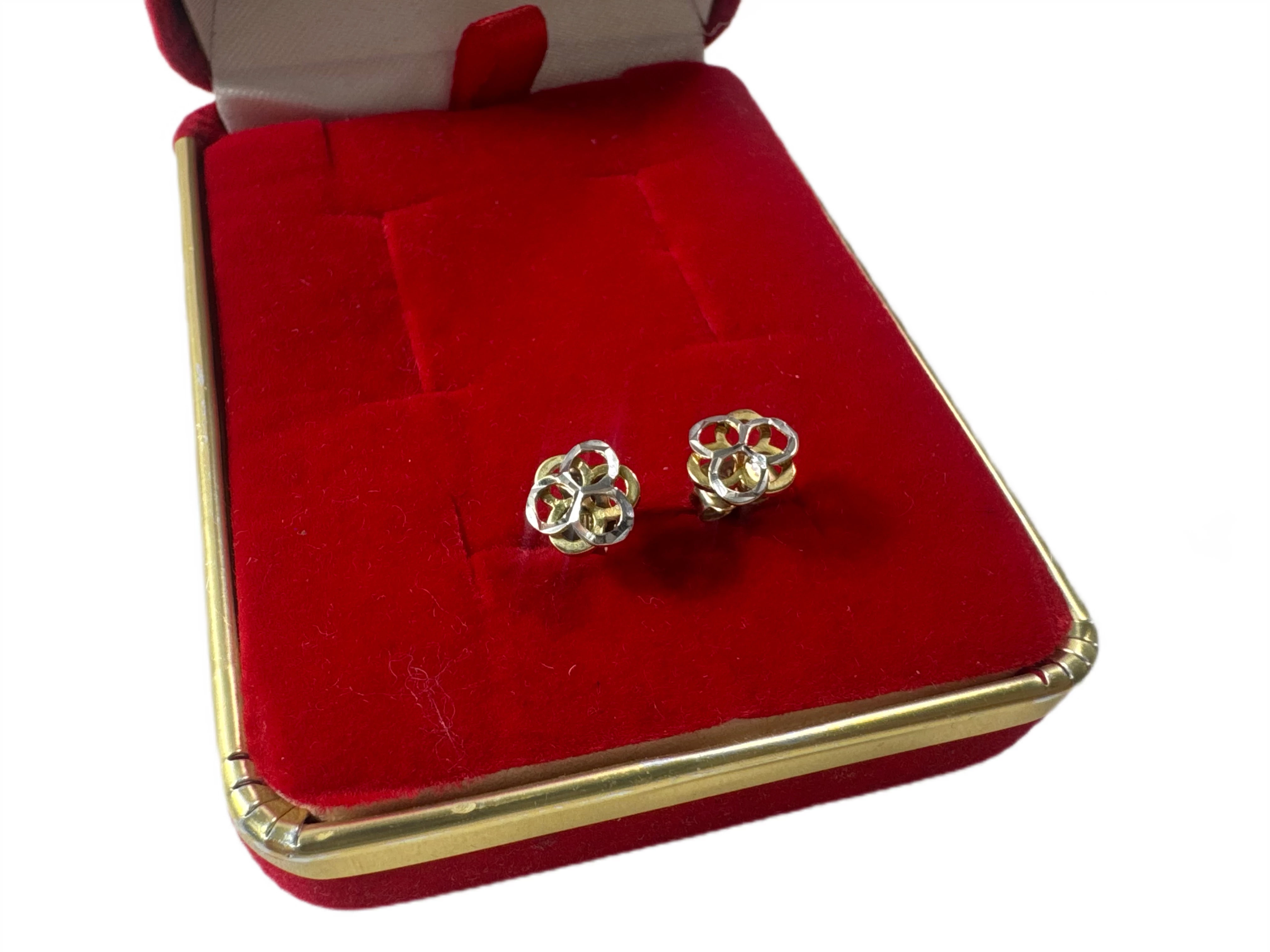 zlote-kolczyki-proby-333-077g-modlinska-1a-nowy-dwor-maz