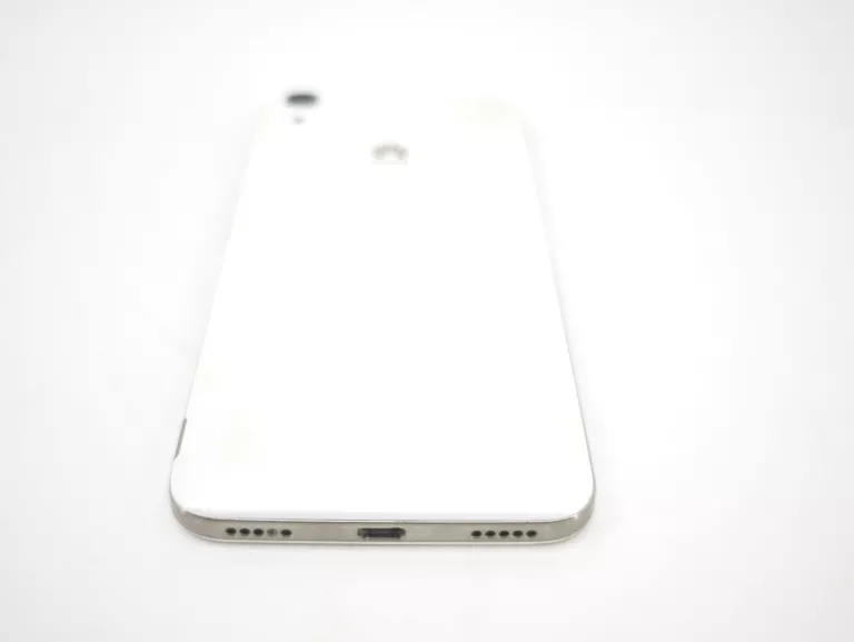 telefon-huawei-y6-bialy-pojemnosc-akumulatora-3000