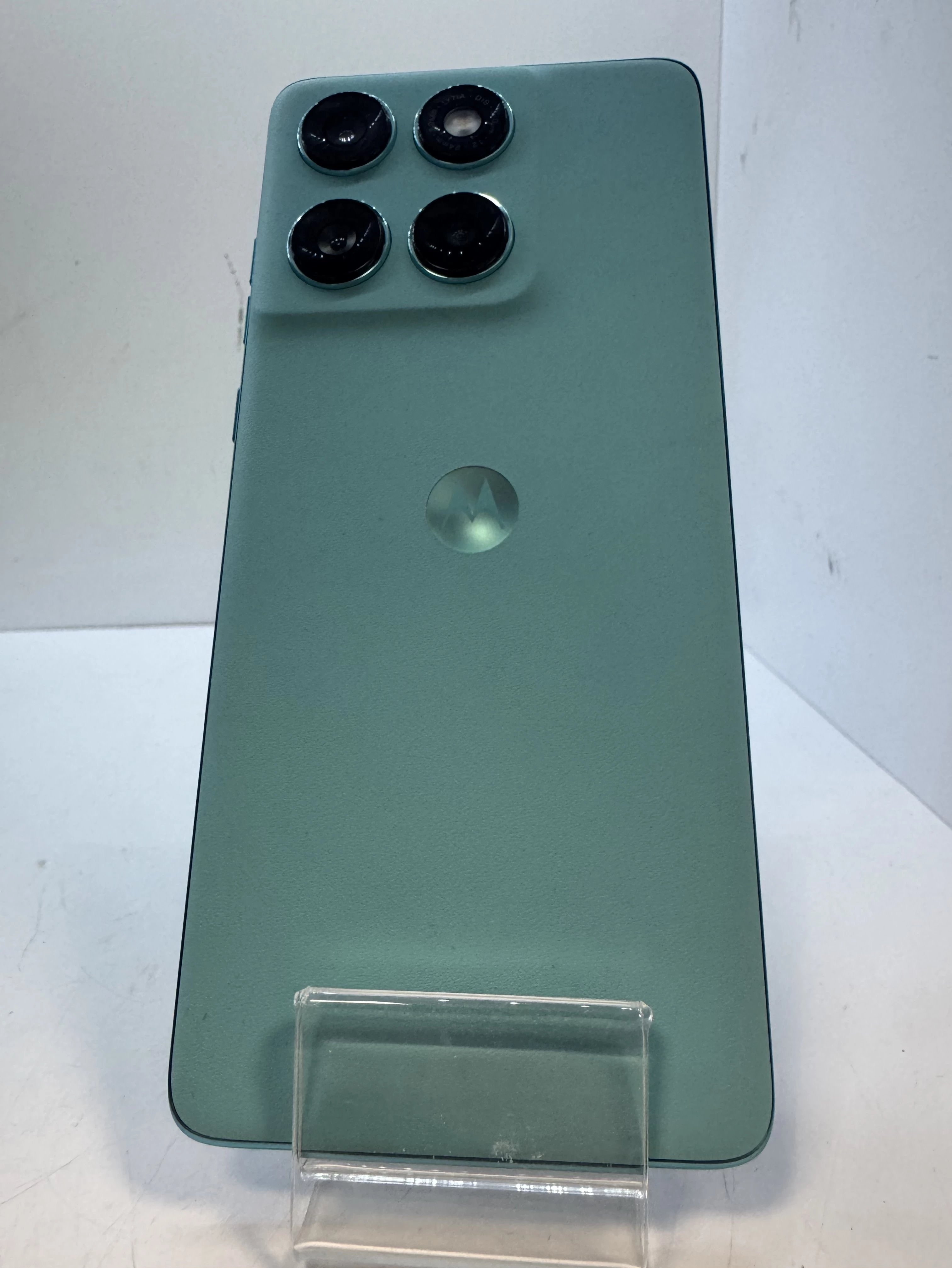 telefon-motorola-edge-60-fusionpudladetui-kod-producenta-pb7e0041se